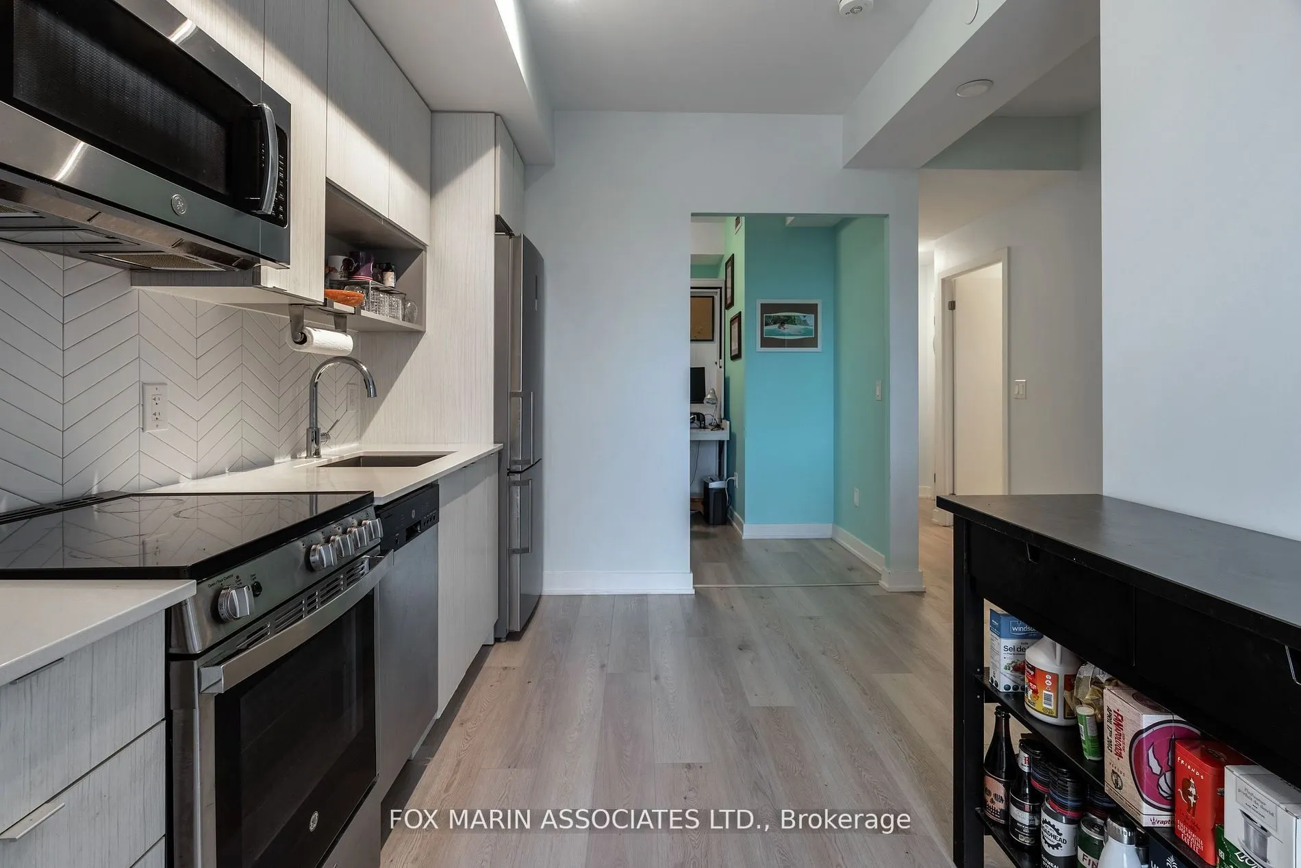 630 Greenwood Avenue, #410