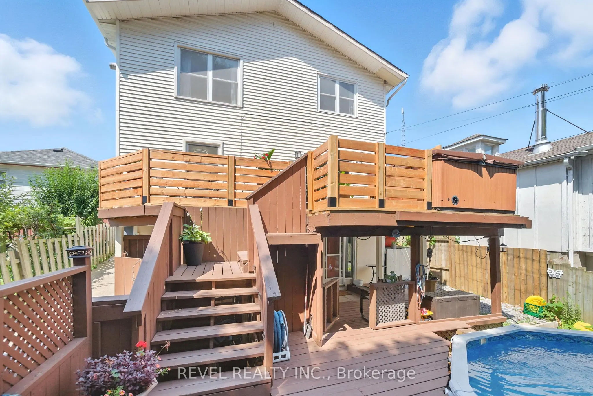 57 Rosehill Boulevard