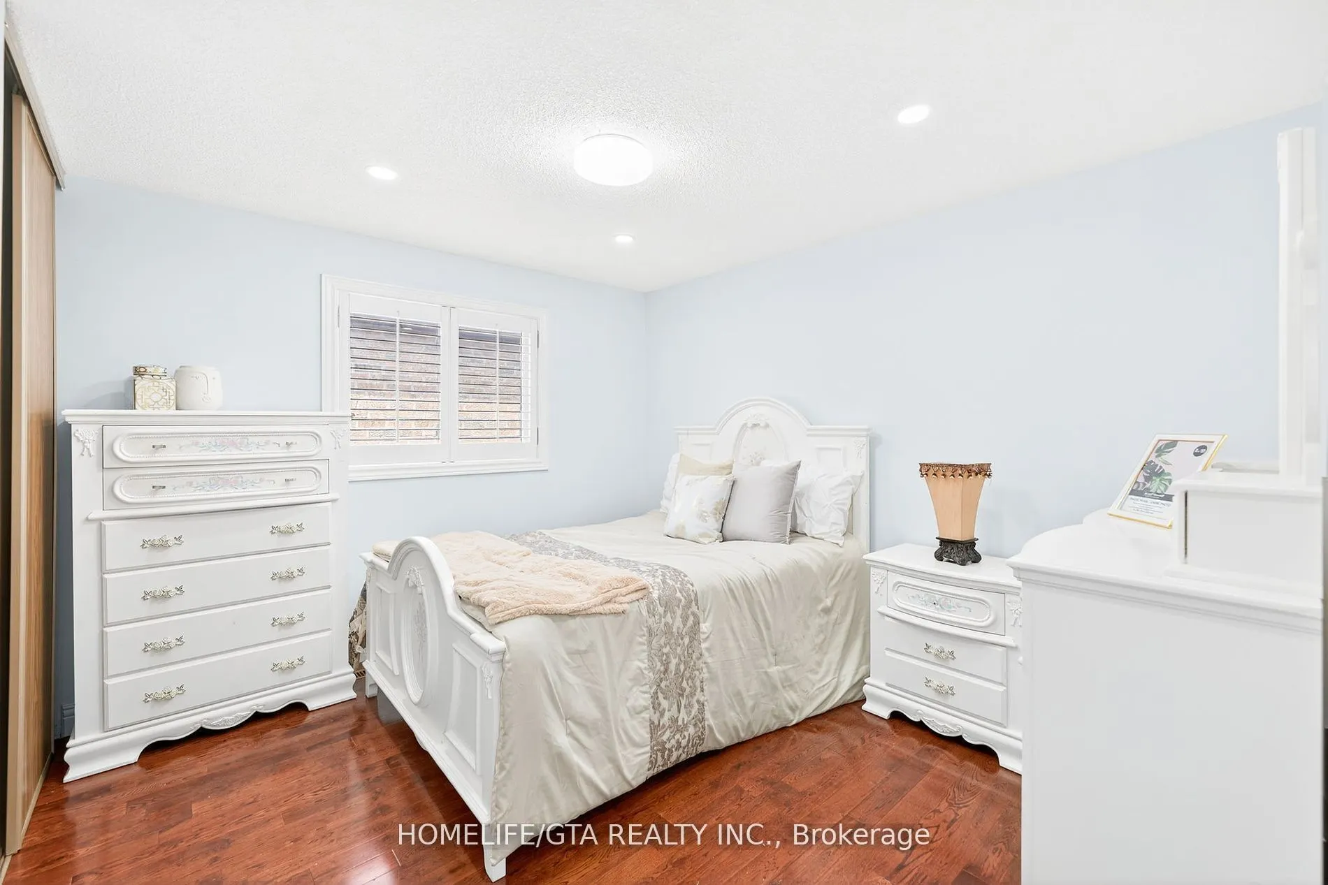 28 Glenheather Terrace