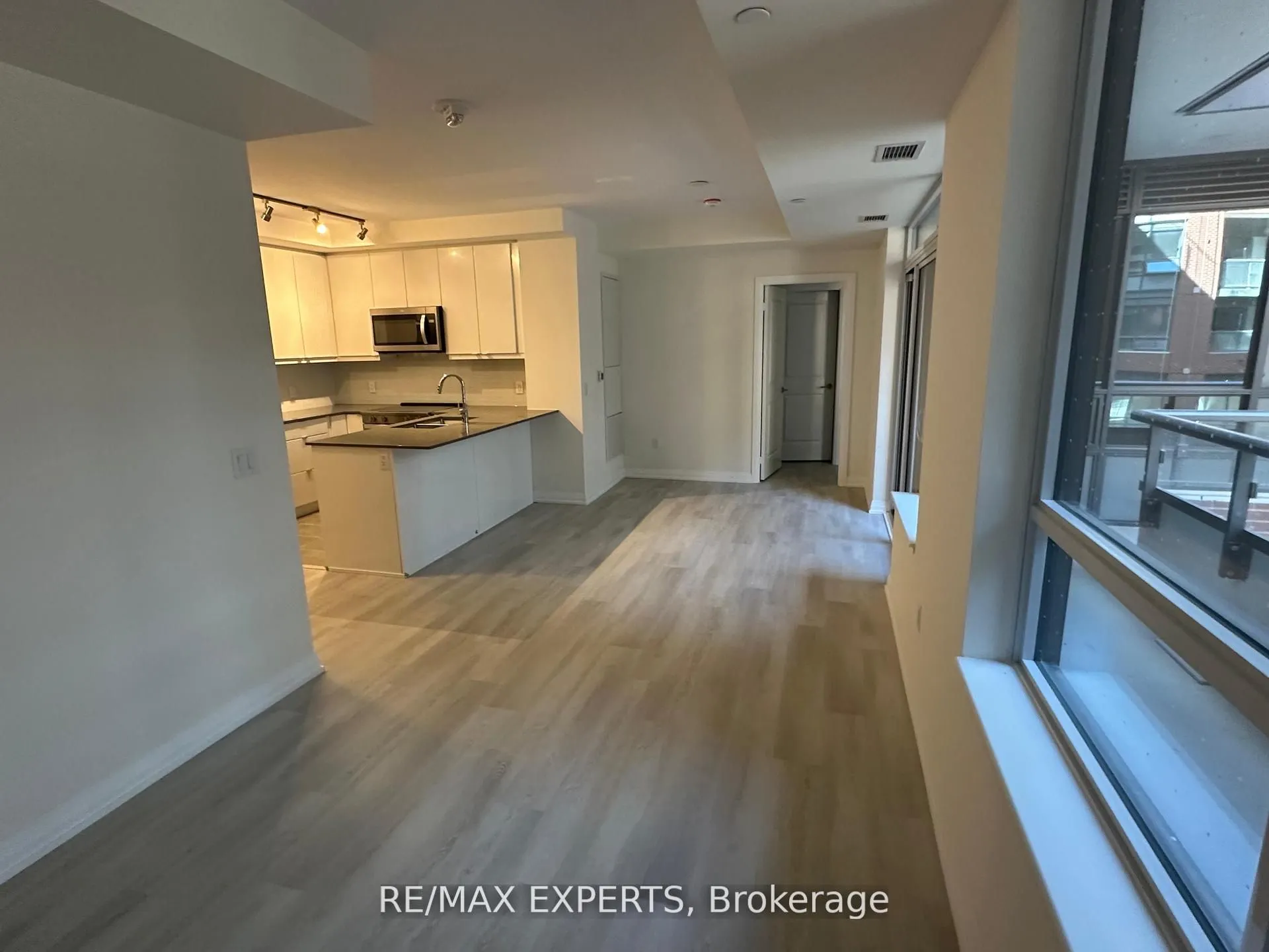 3260 Sheppard Avenue E, #308