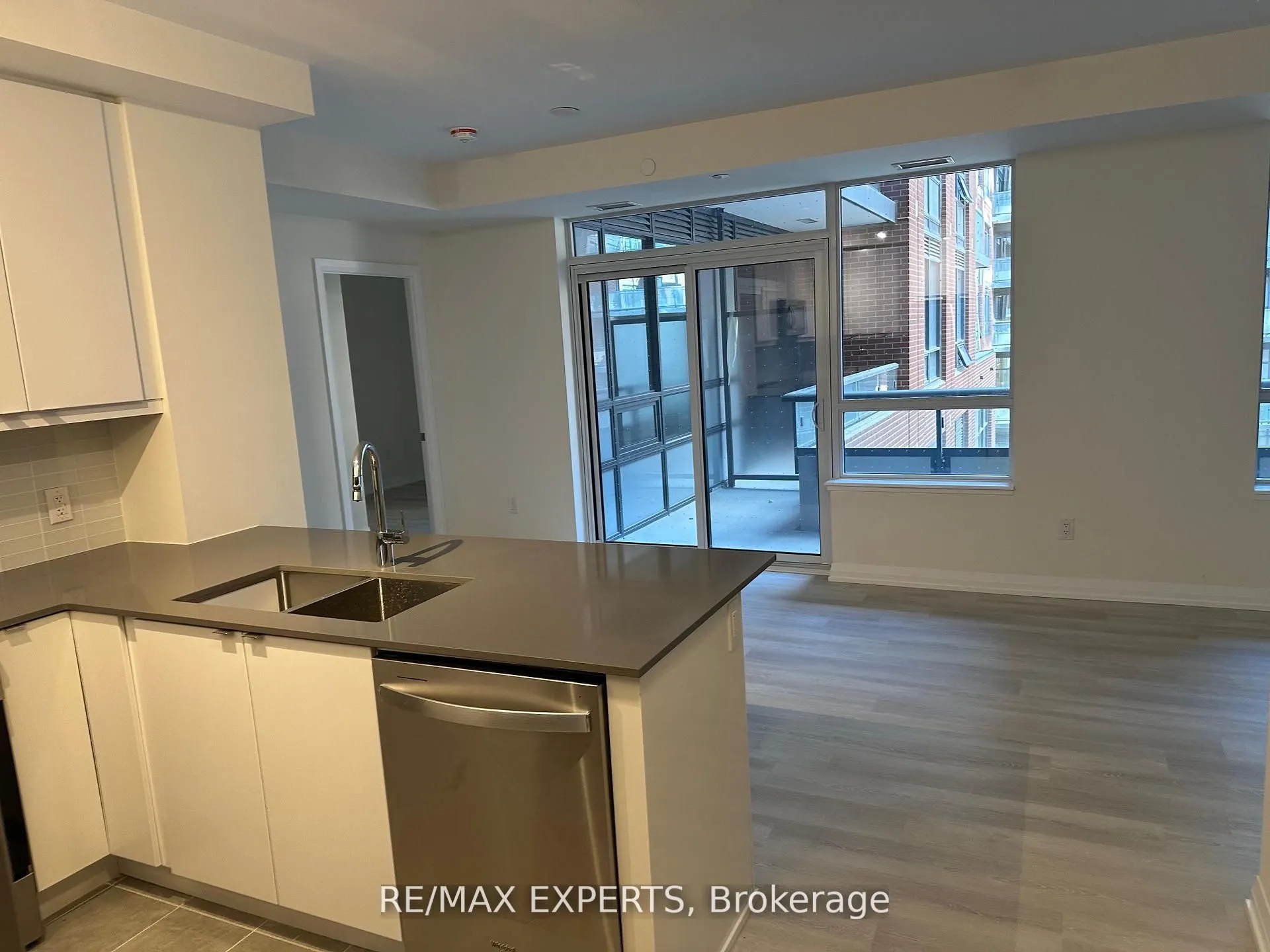 3260 Sheppard Avenue E, #308