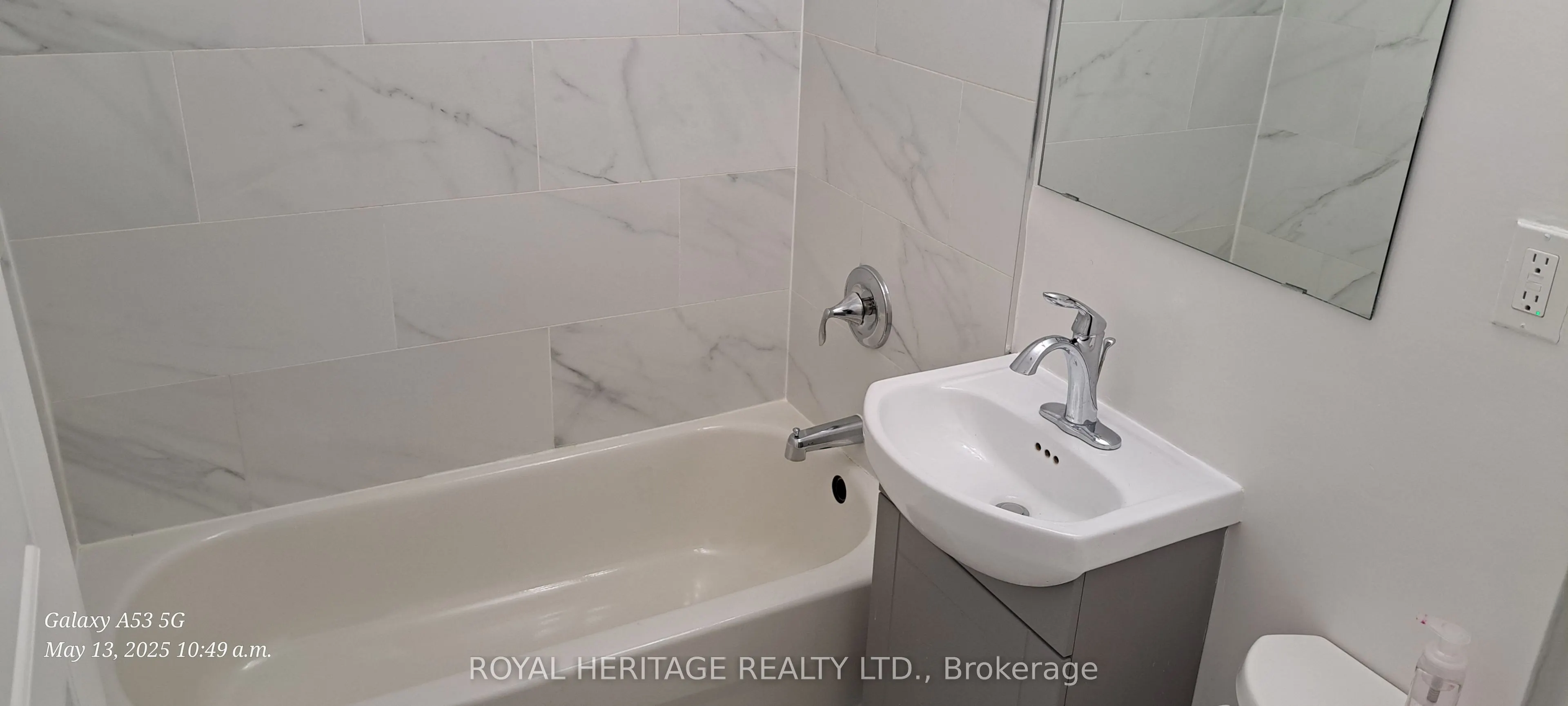 945 Simcoe Street N, #1