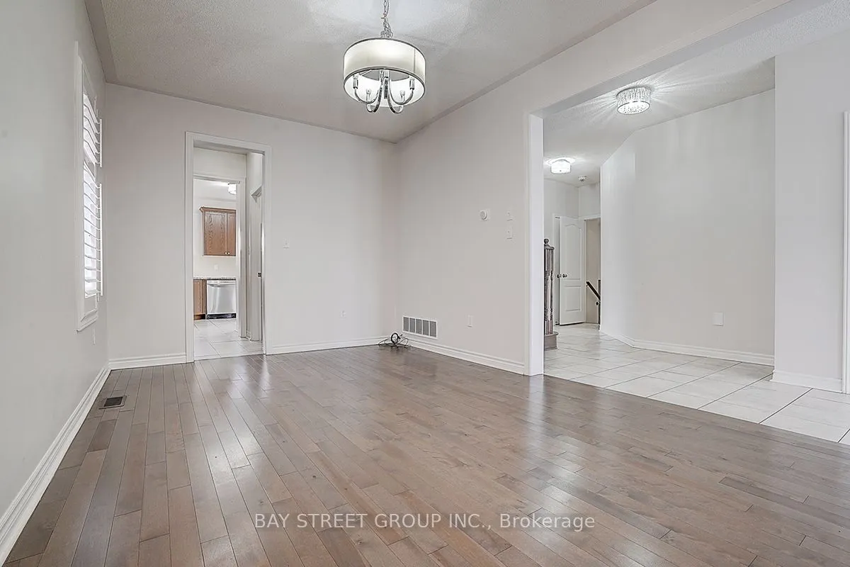 852 William Lee Avenue