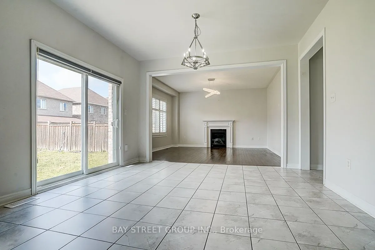 852 William Lee Avenue