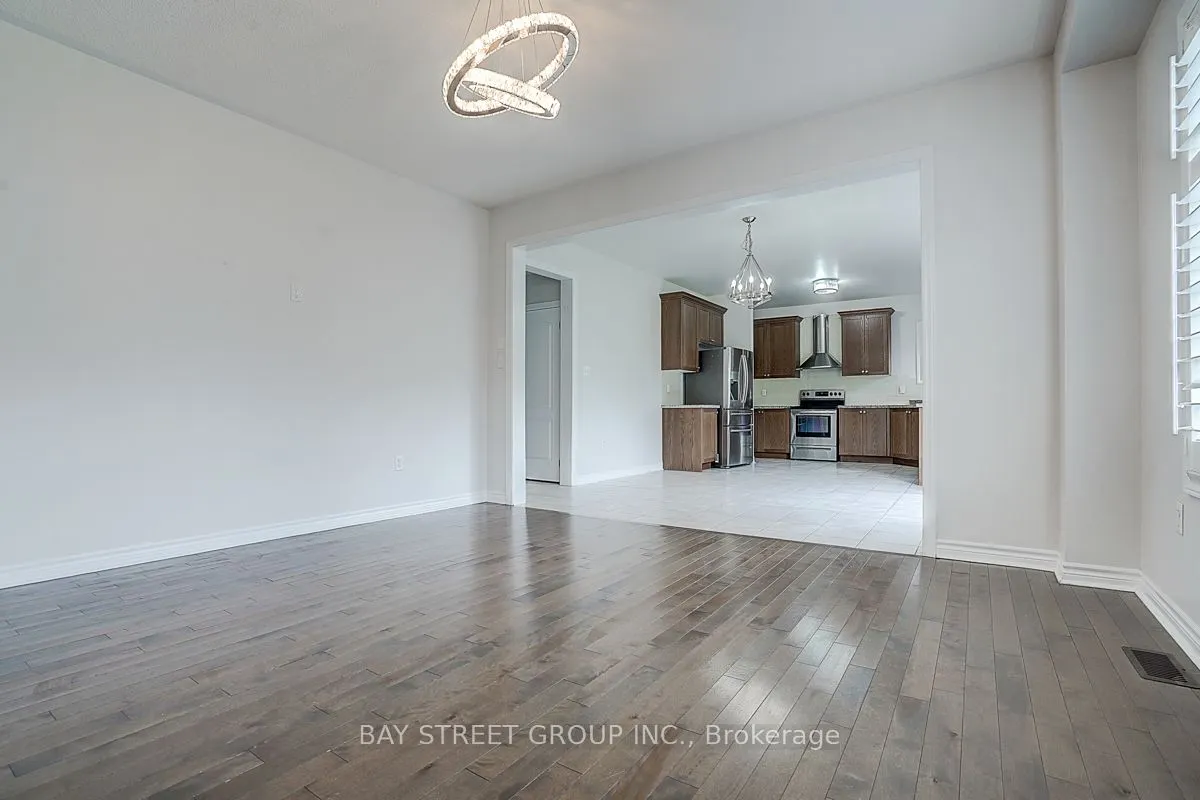 852 William Lee Avenue