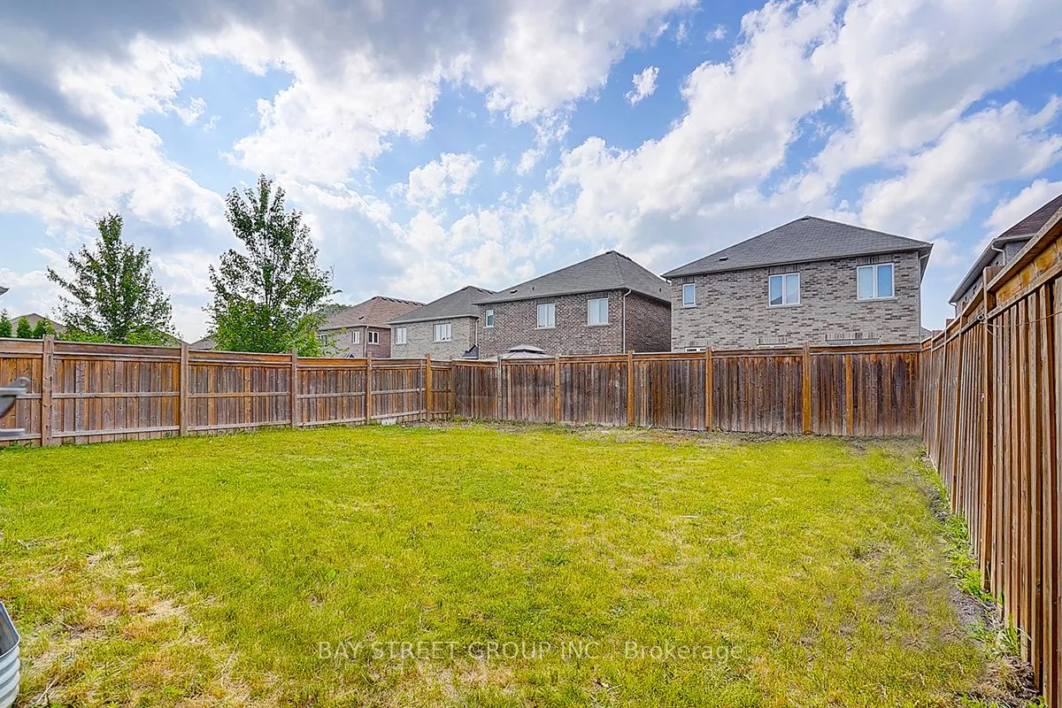 852 William Lee Avenue