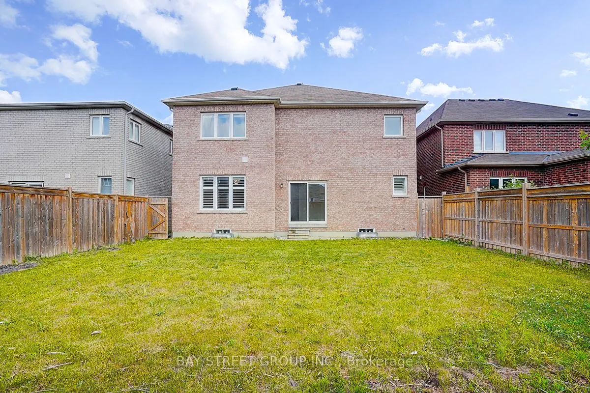 852 William Lee Avenue