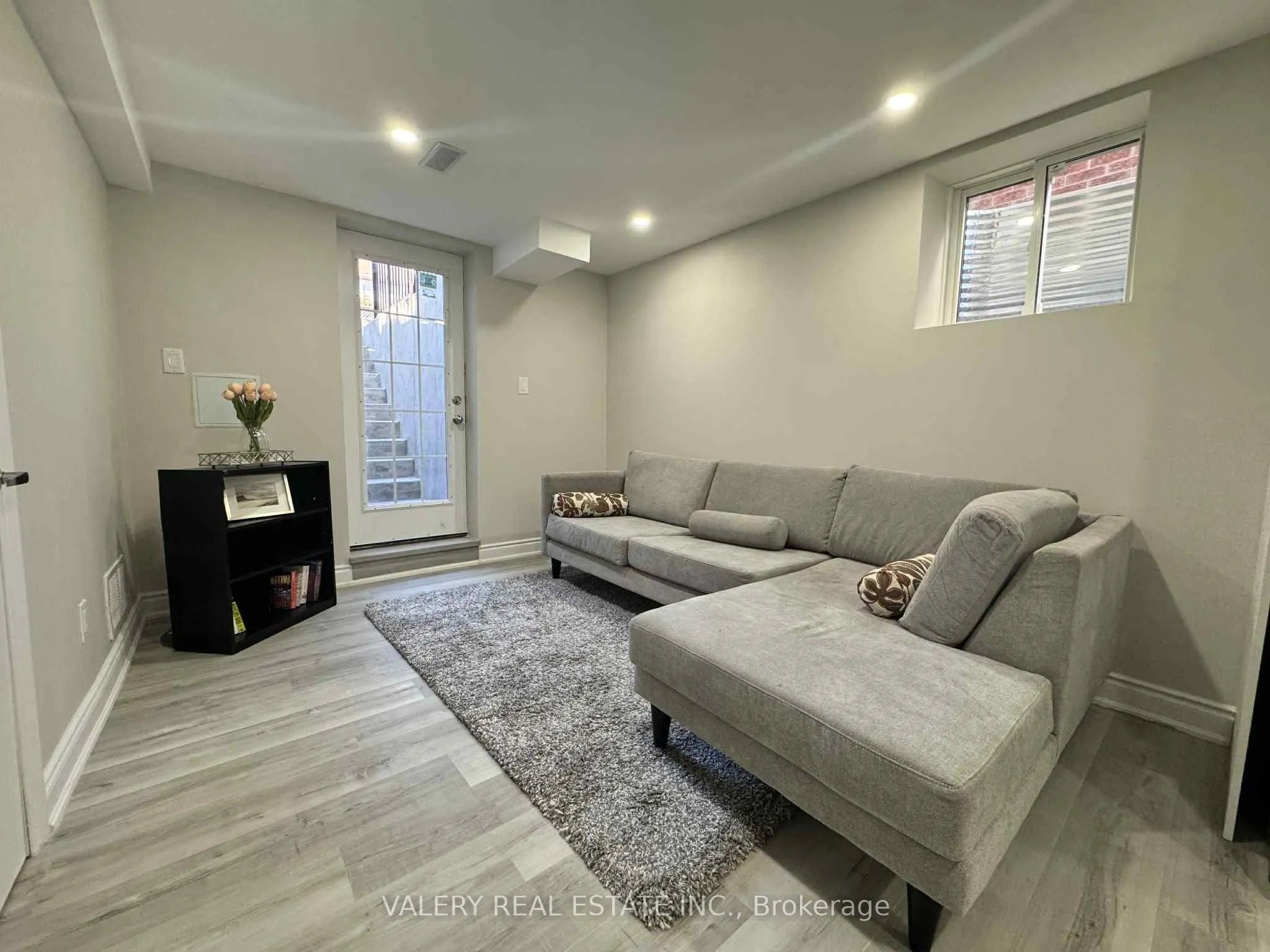 88 Telegraph Drive, #Basement