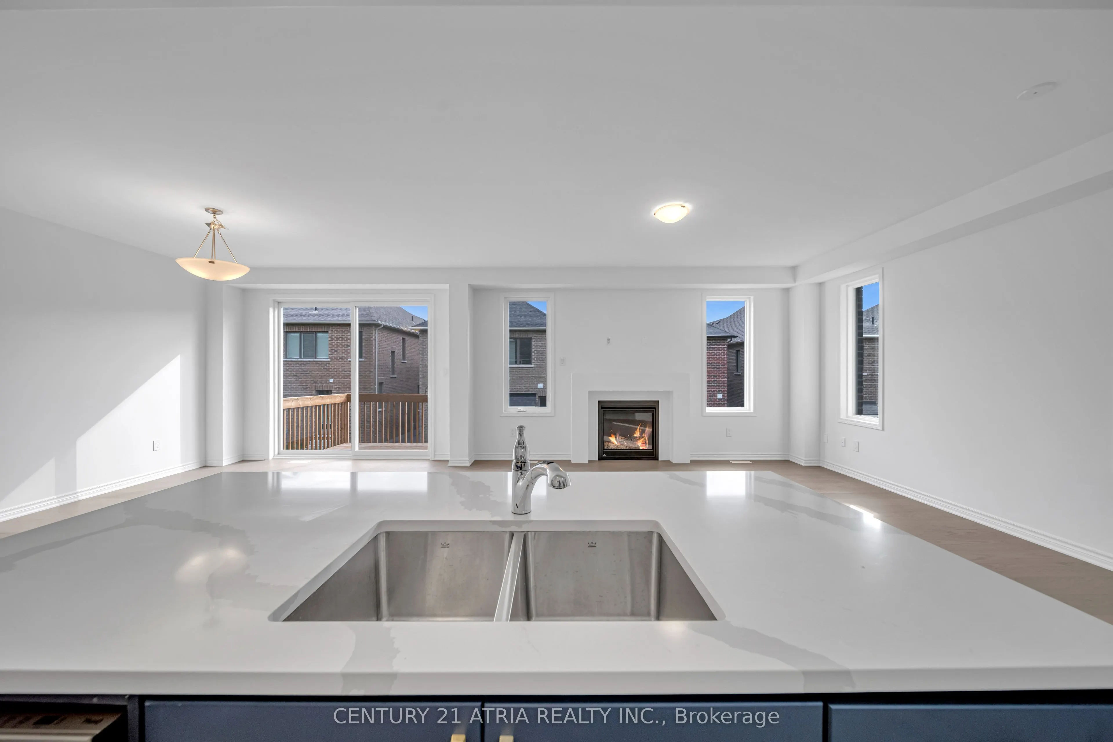 1349 Glamorgan Manor