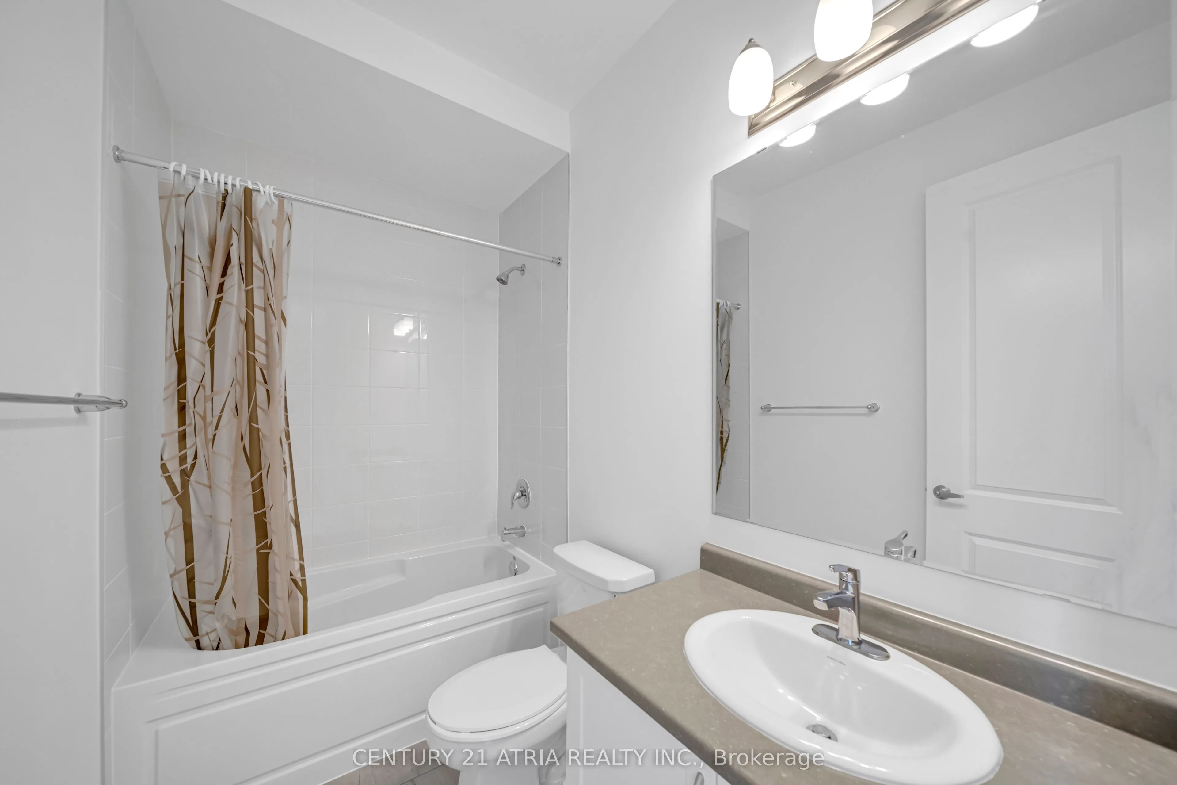 1349 Glamorgan Manor