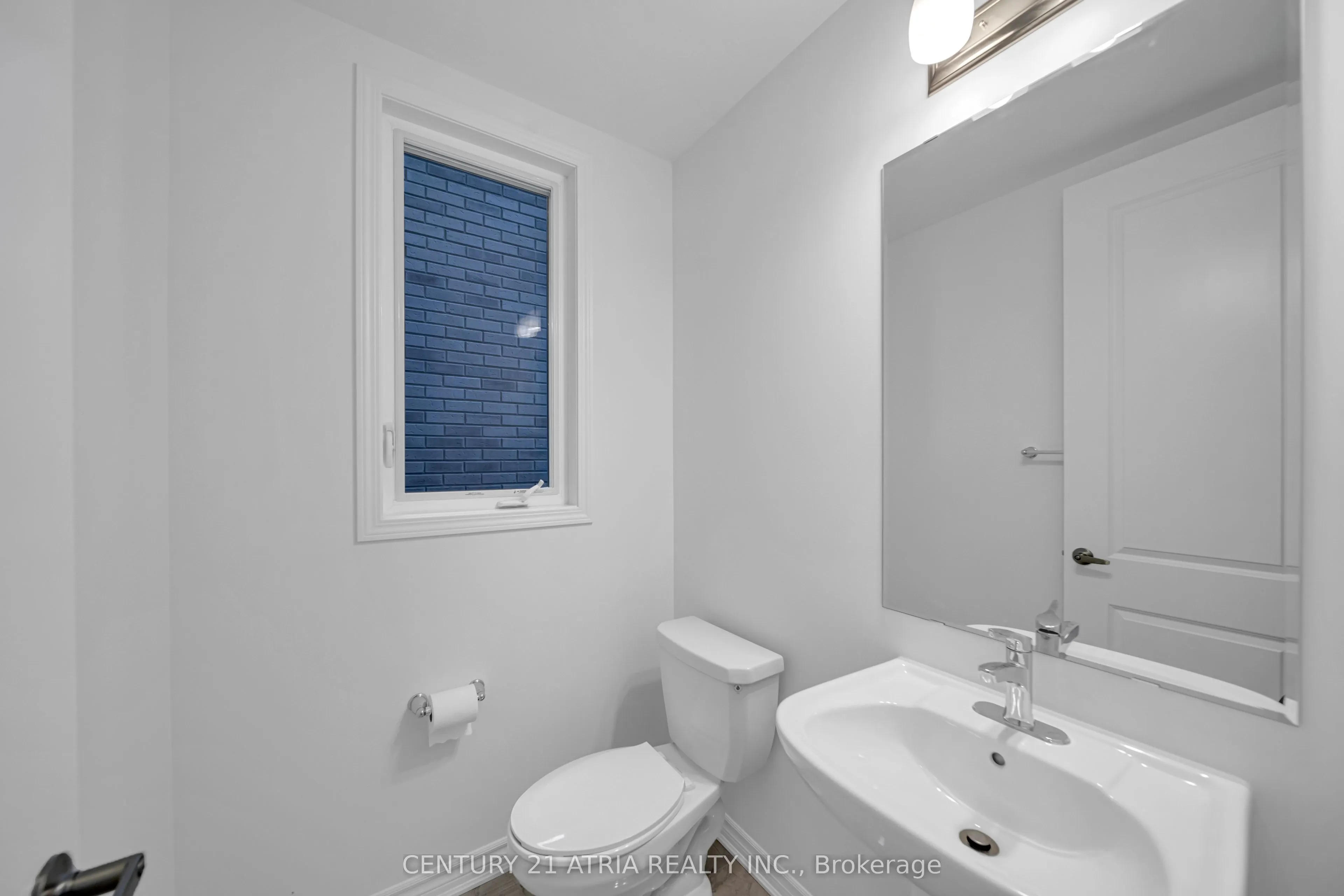 1349 Glamorgan Manor