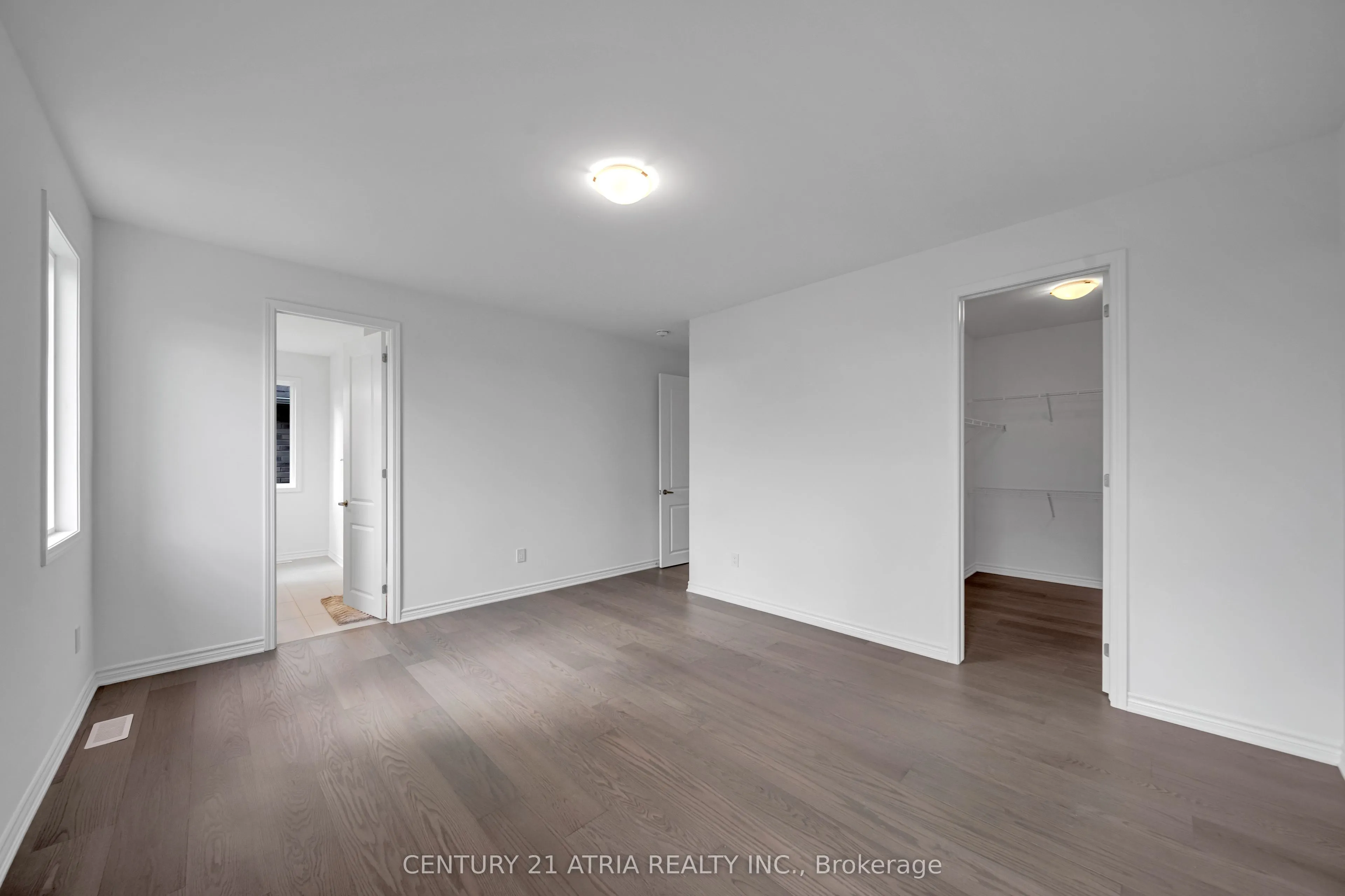 1349 Glamorgan Manor