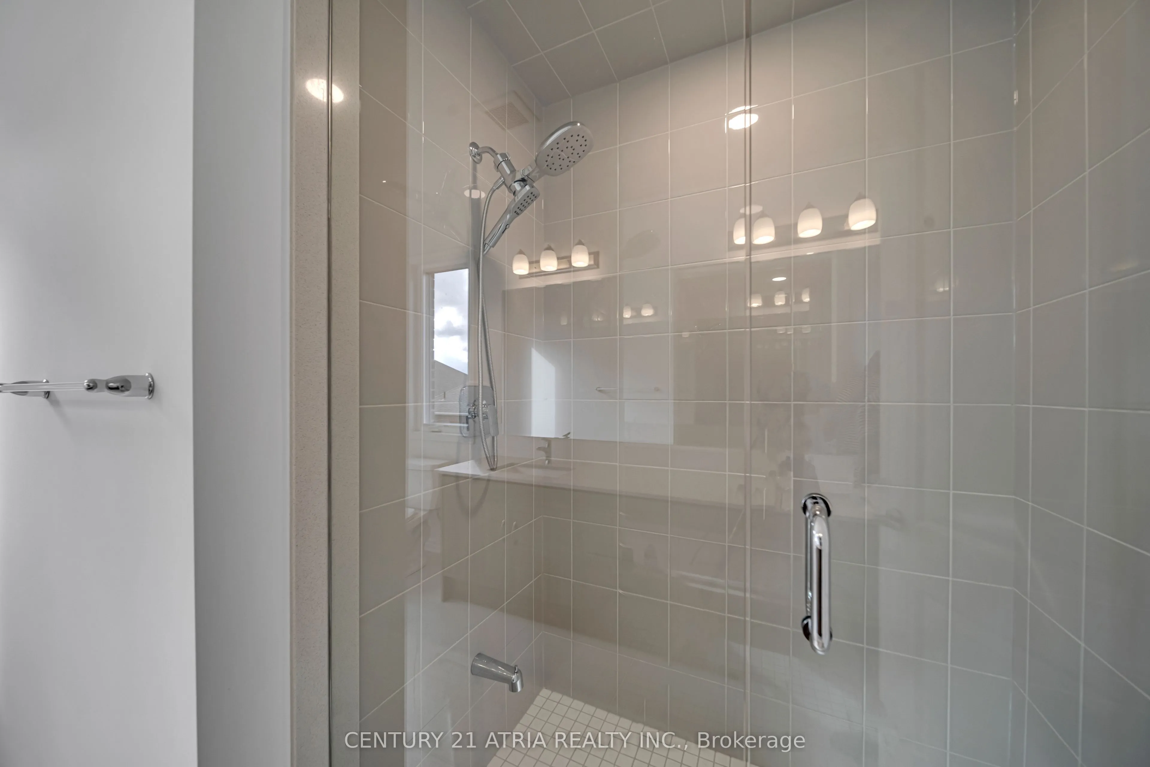 1349 Glamorgan Manor