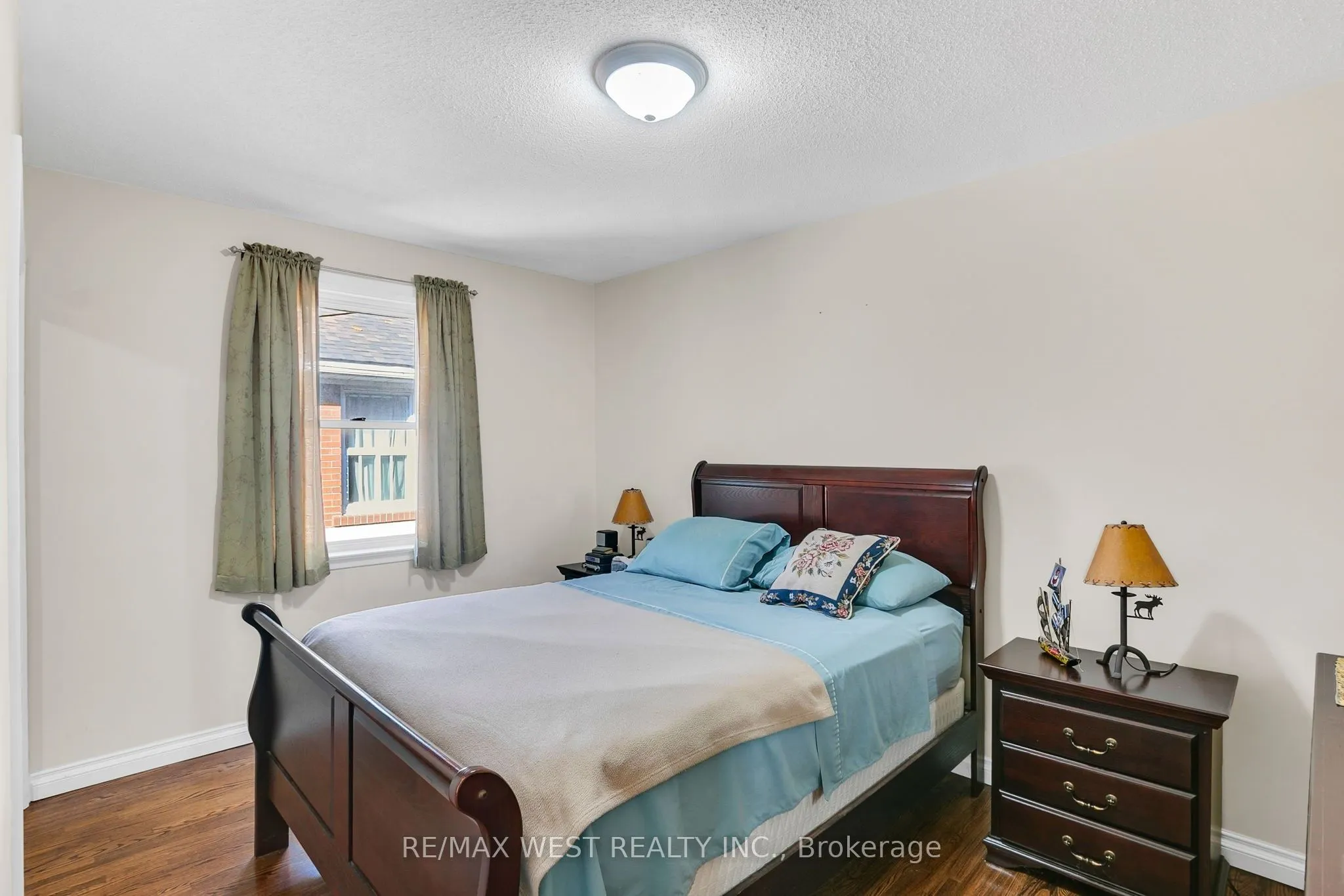 866 Scarborough Golf Clb Road