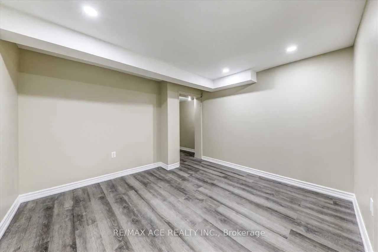 50 Gully Drive, #Bsmt