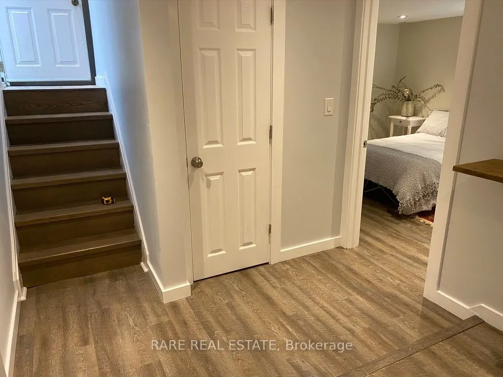 2491 Gerrard Street E