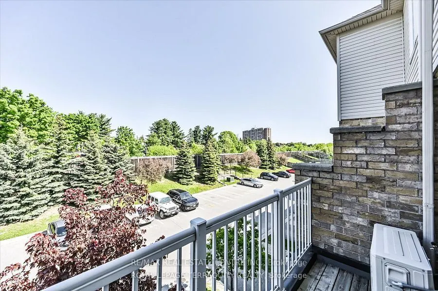 42 pinery Trail, #104