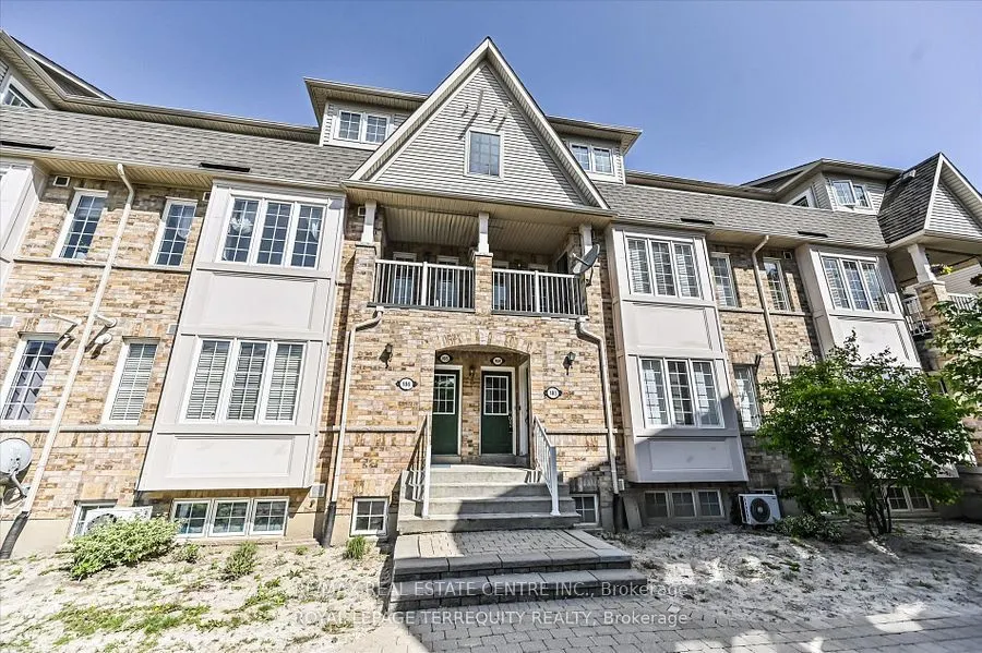 42 pinery Trail, #104