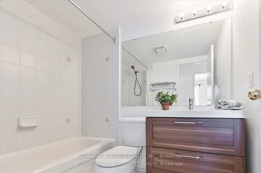 42 pinery Trail, #104