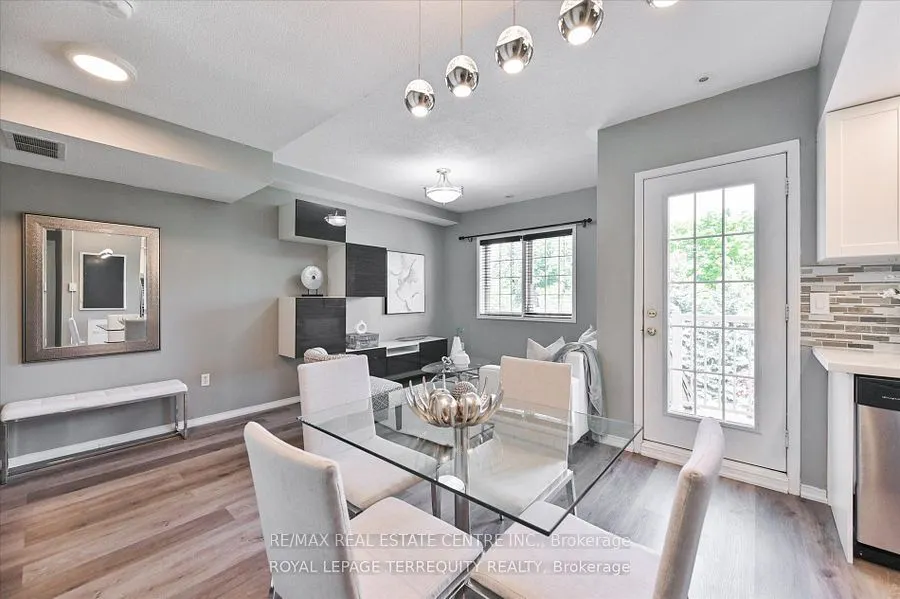 42 pinery Trail, #104