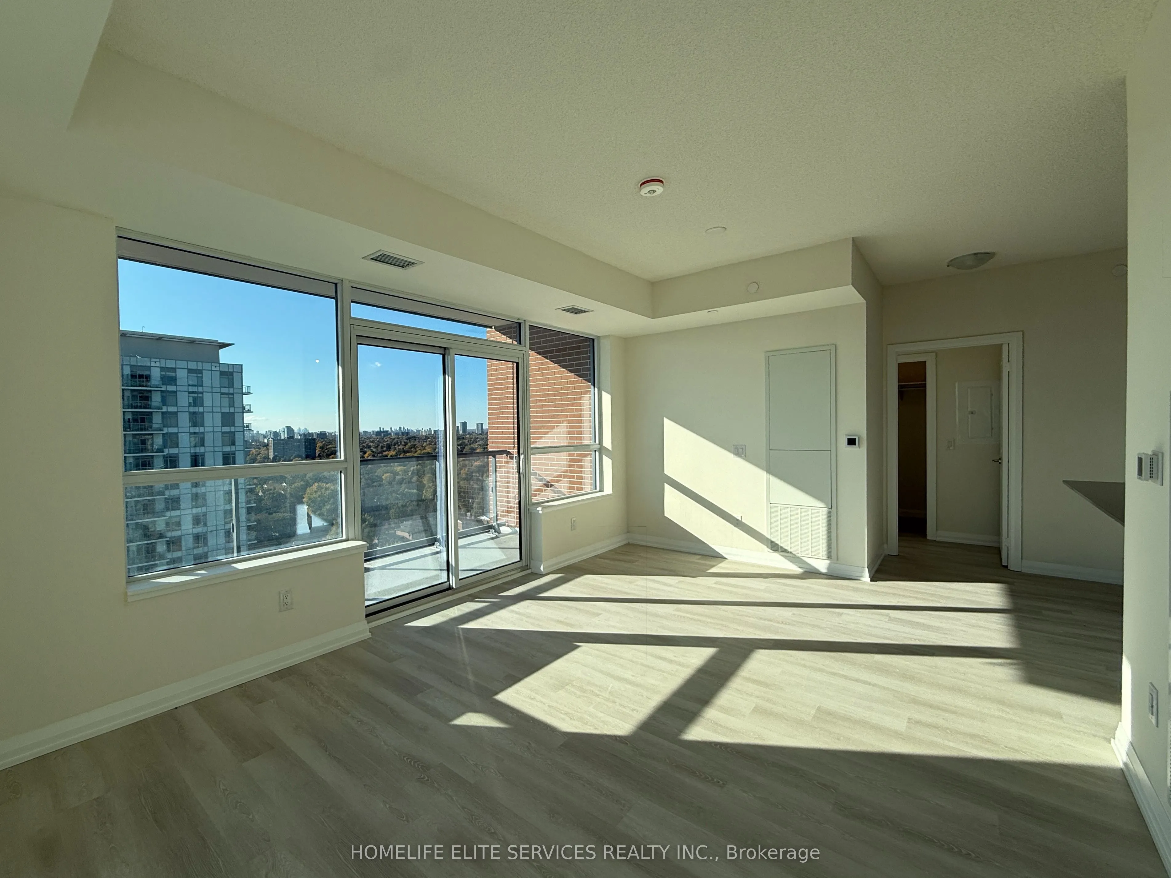 3260 Sheppard Avenue E, #1709