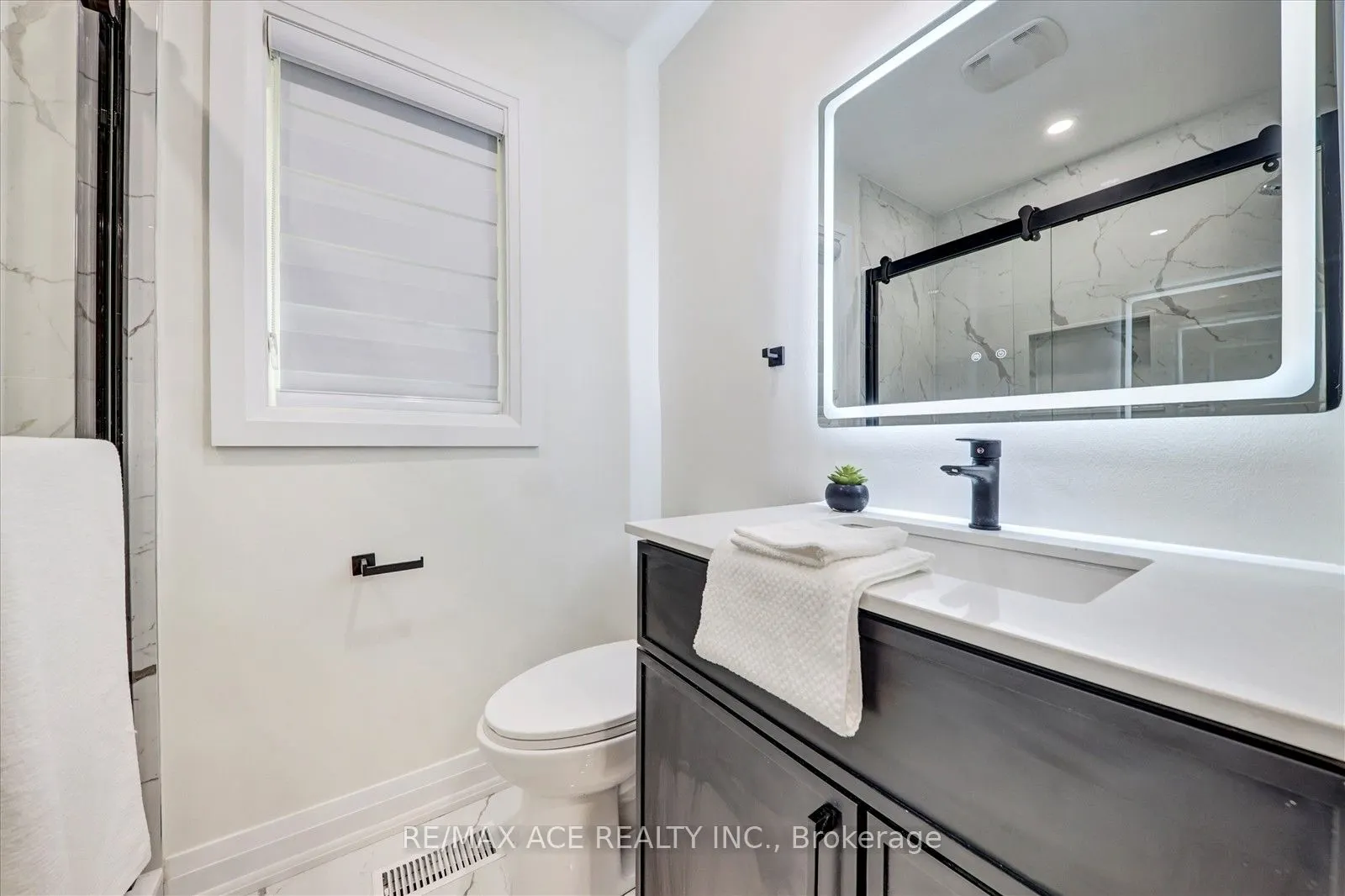 19 Blakemanor Boulevard