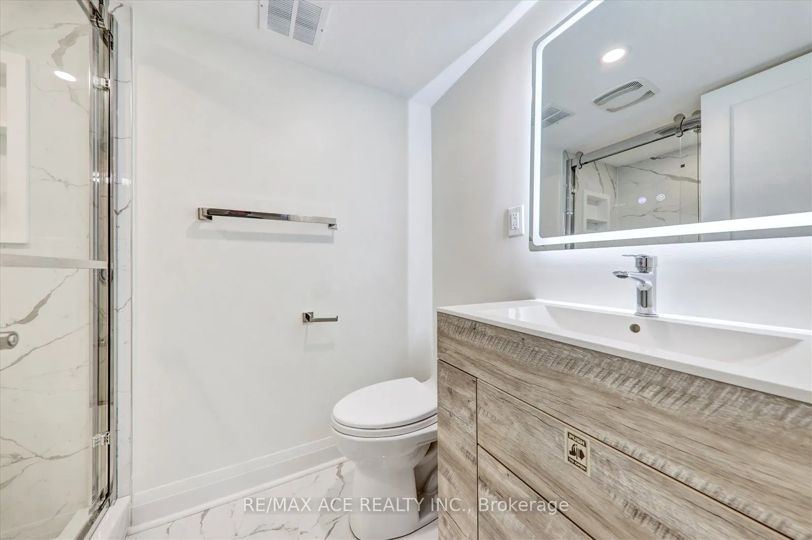 19 Blakemanor Boulevard