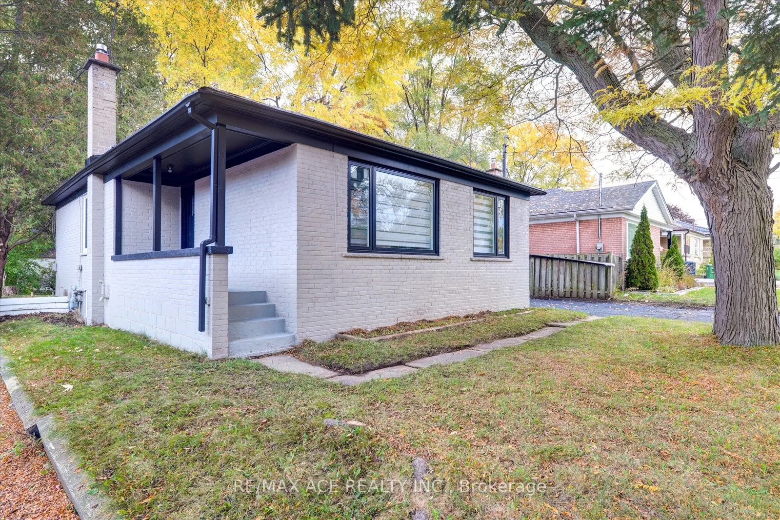 19 Blakemanor Boulevard