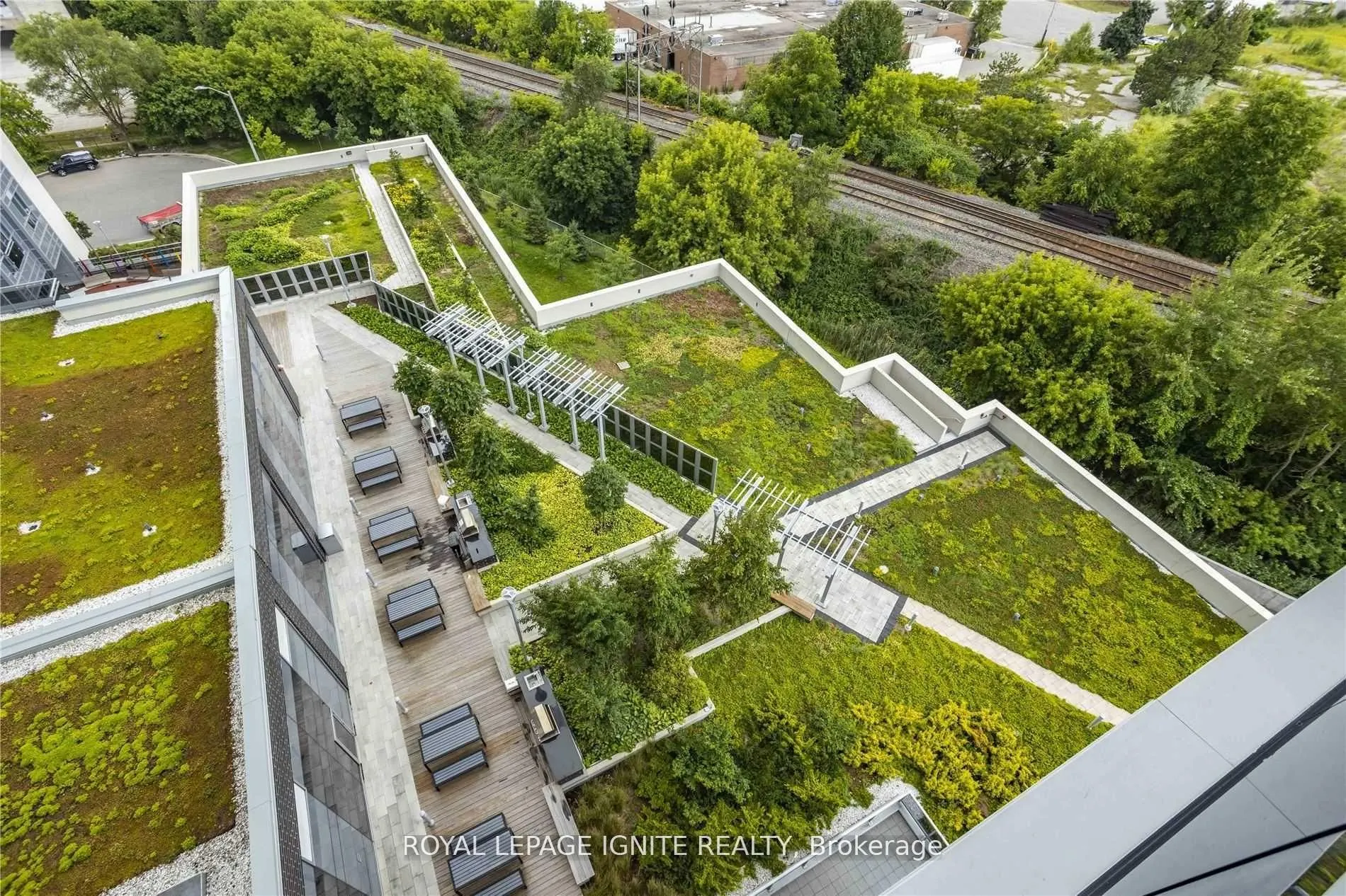 255 Village Green Square, #1007