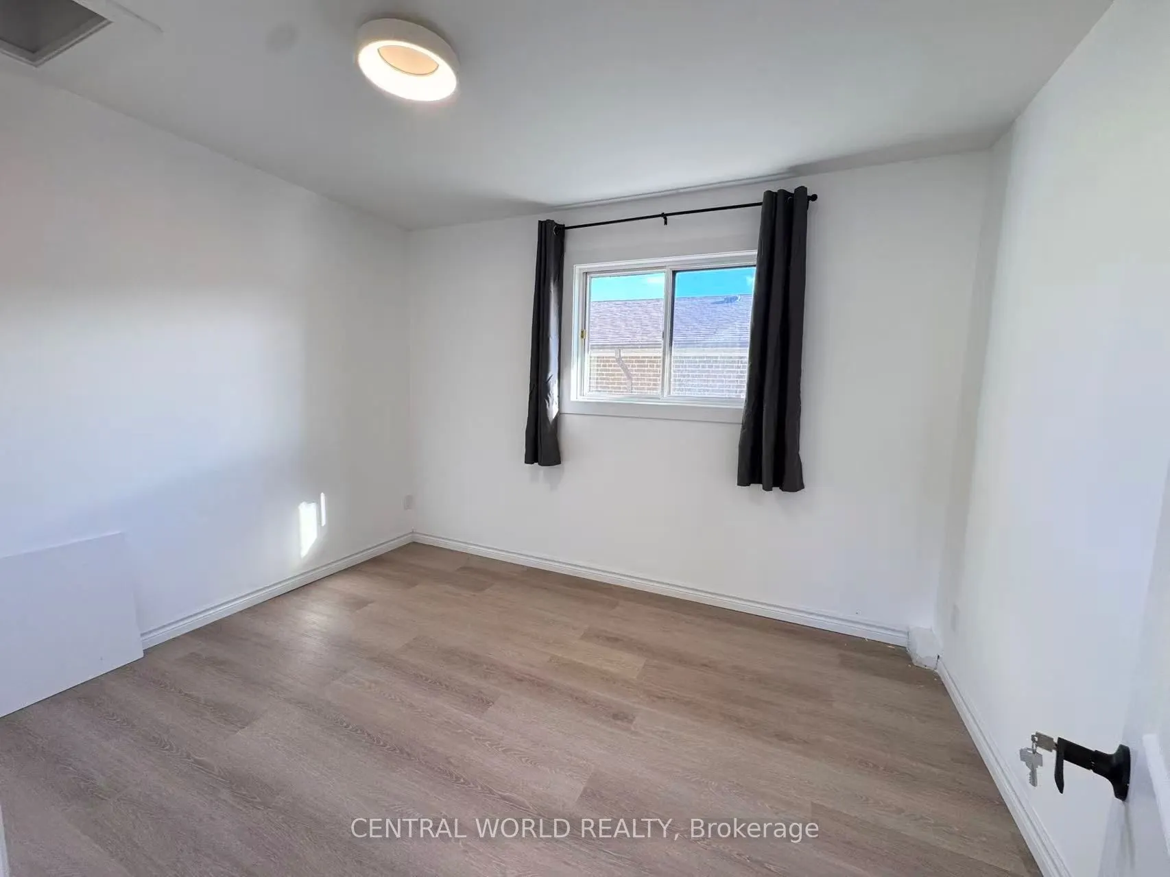 15 Neddie Drive, #Main