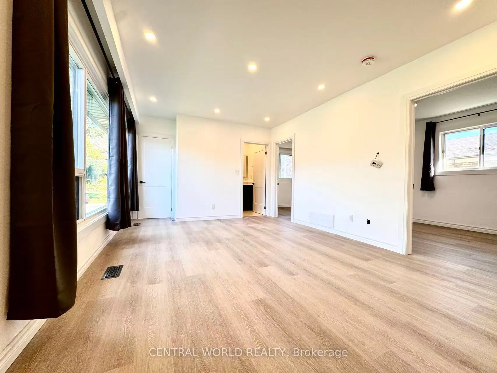 15 Neddie Drive, #Main