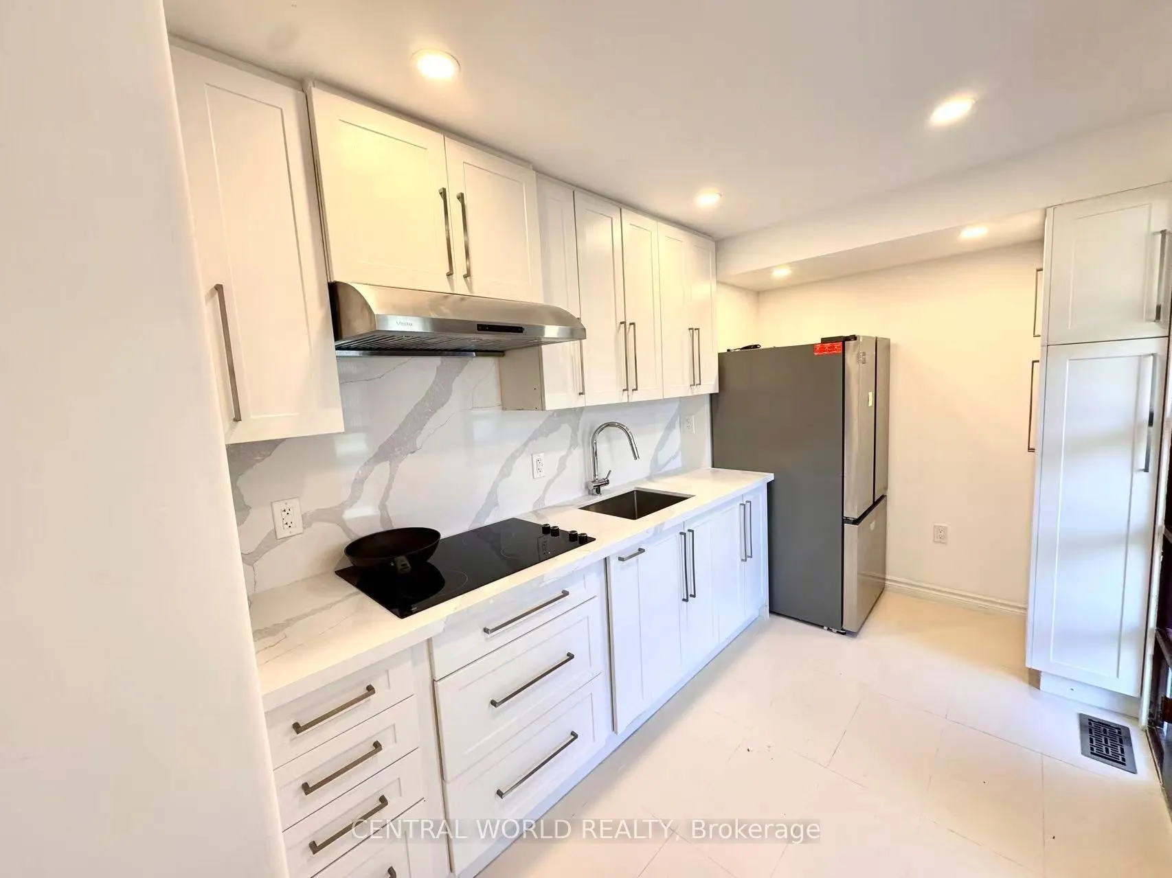 15 Neddie Drive, #Main