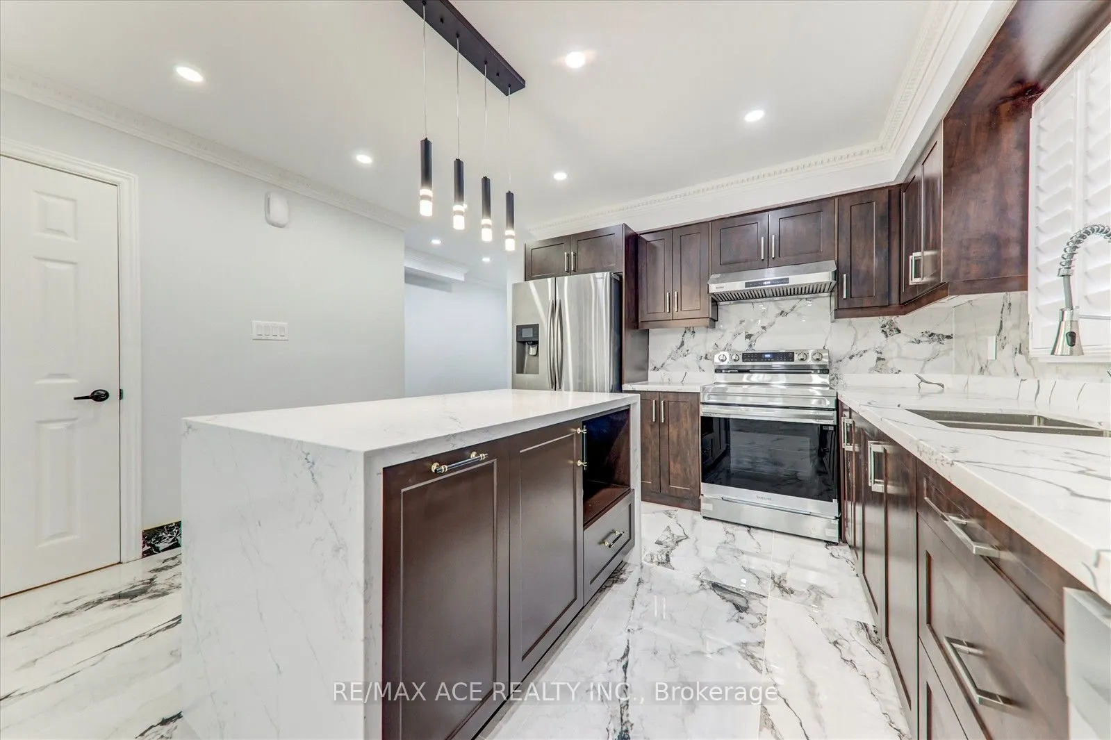 418 Military Trail, #Main