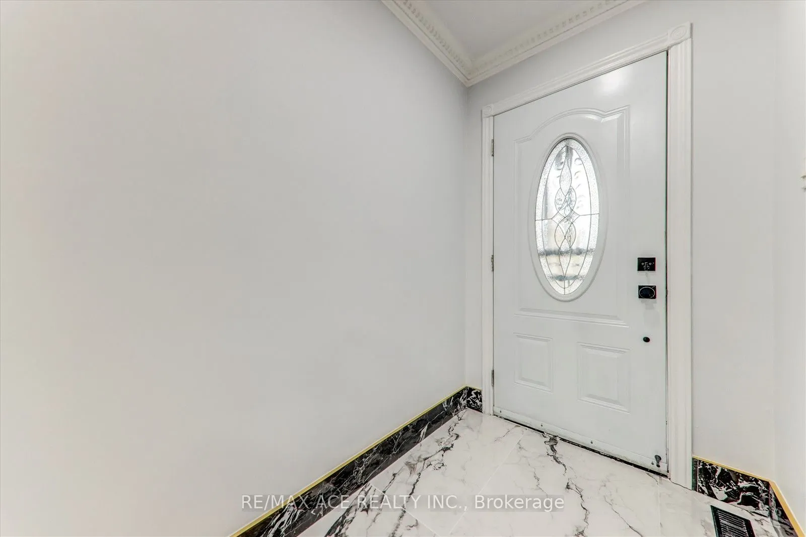 418 Military Trail, #Main