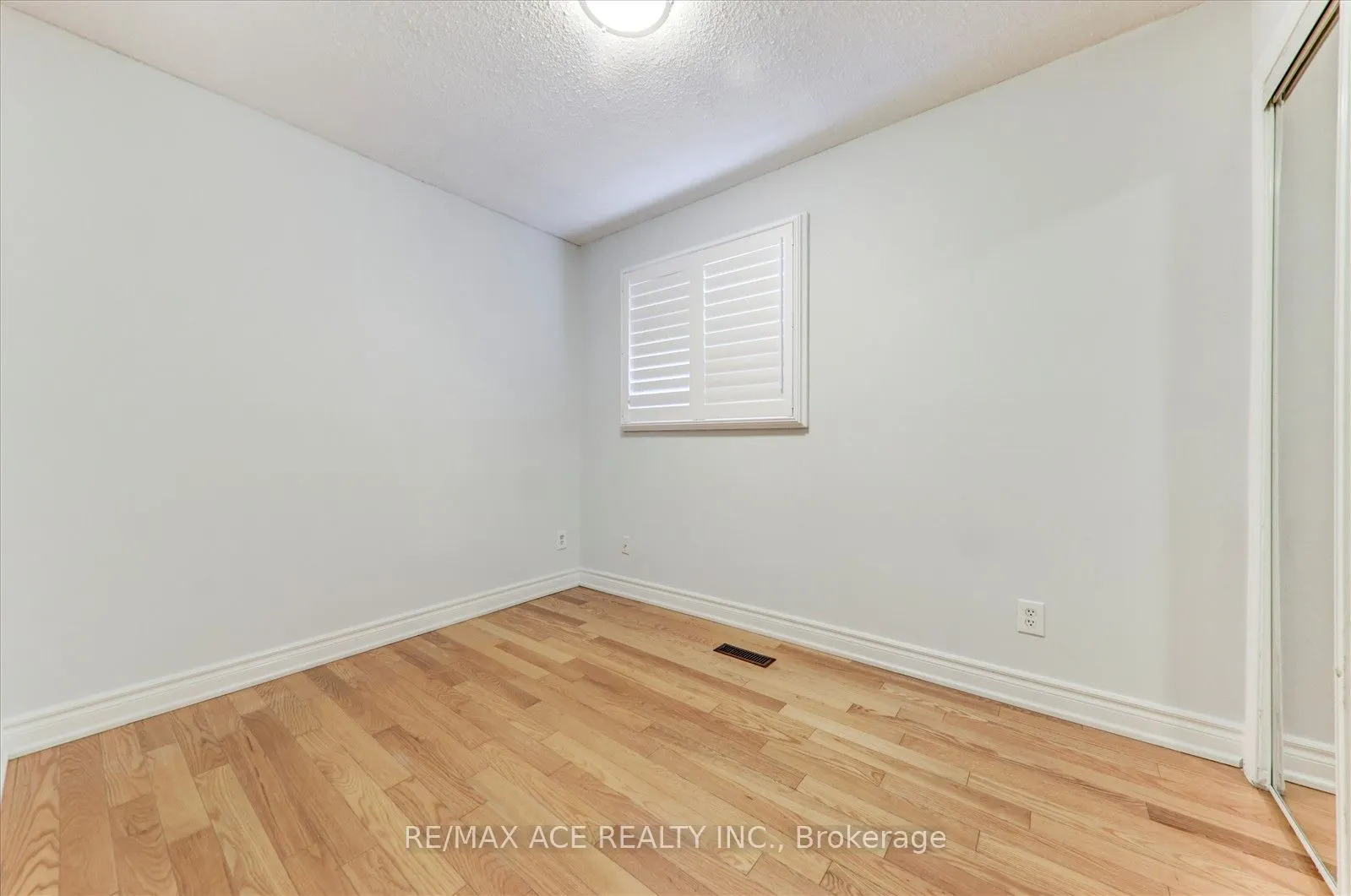 418 Military Trail, #Main