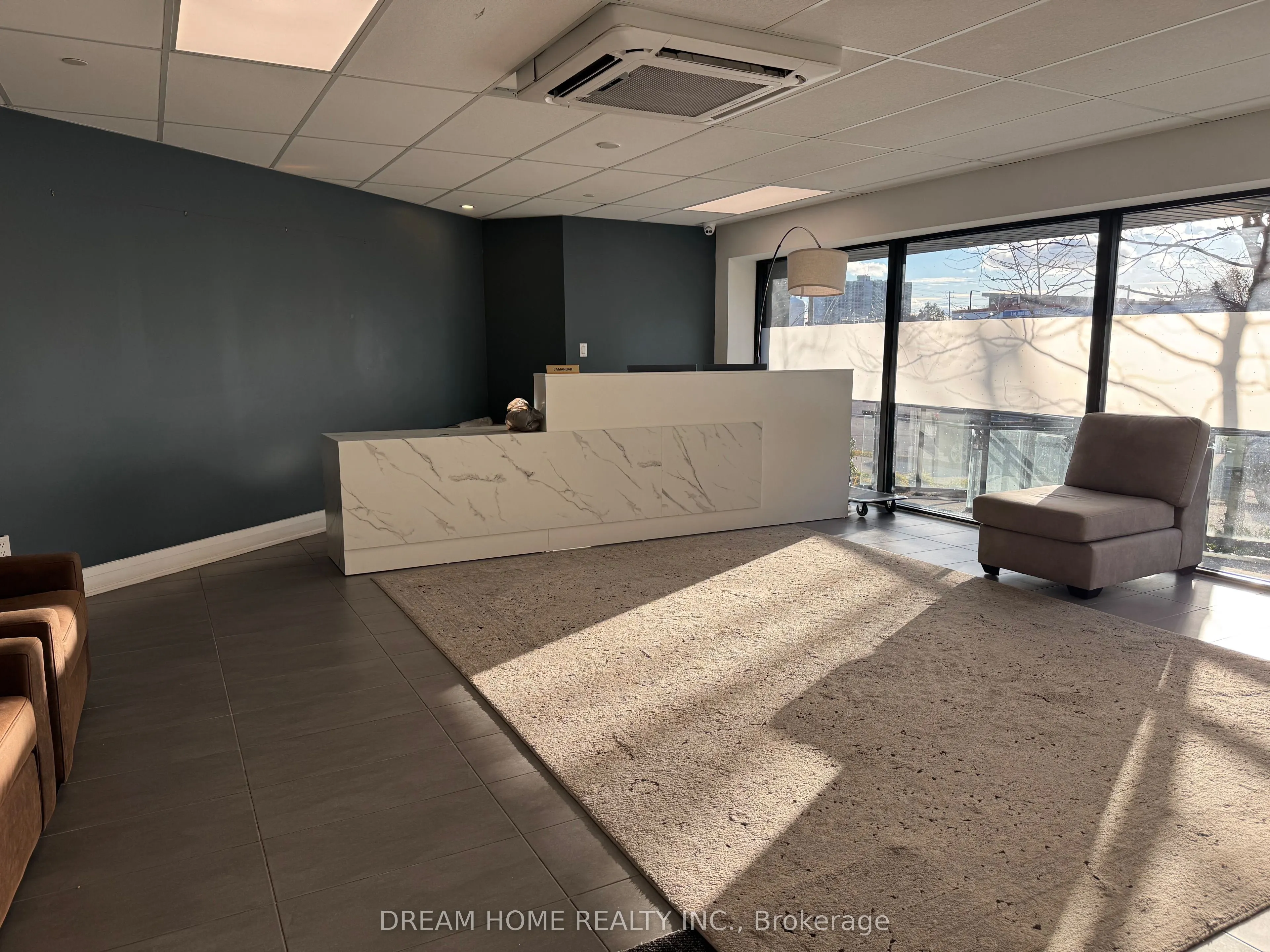 3 Falaise Road #B2