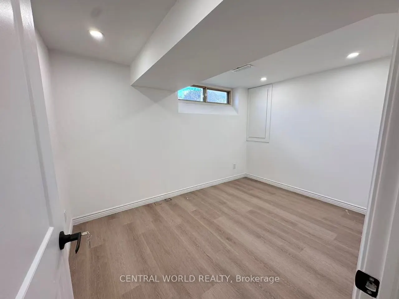 15 Neddie Drive, #Lower