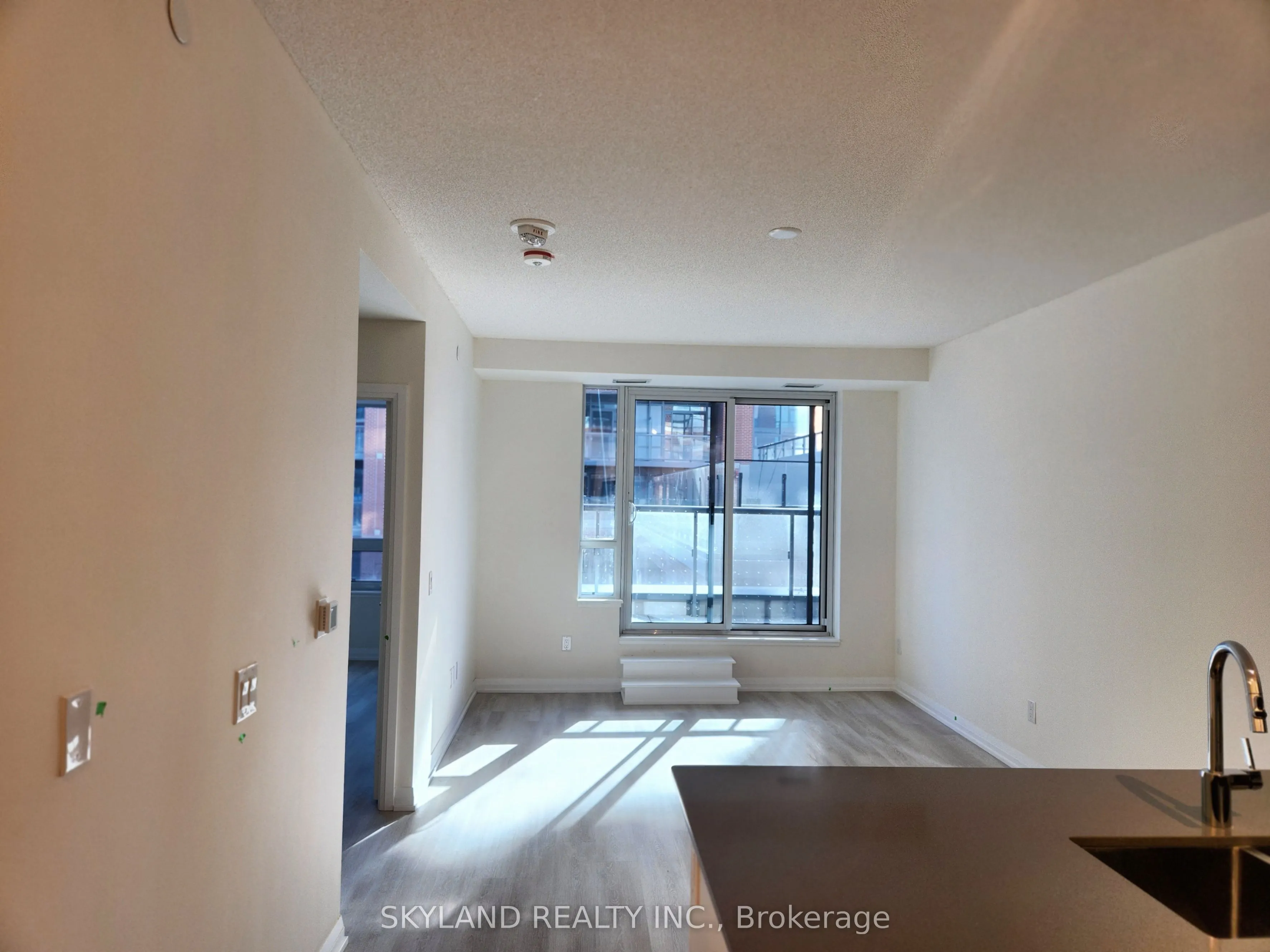 3260 Sheppard Avenue E, #707