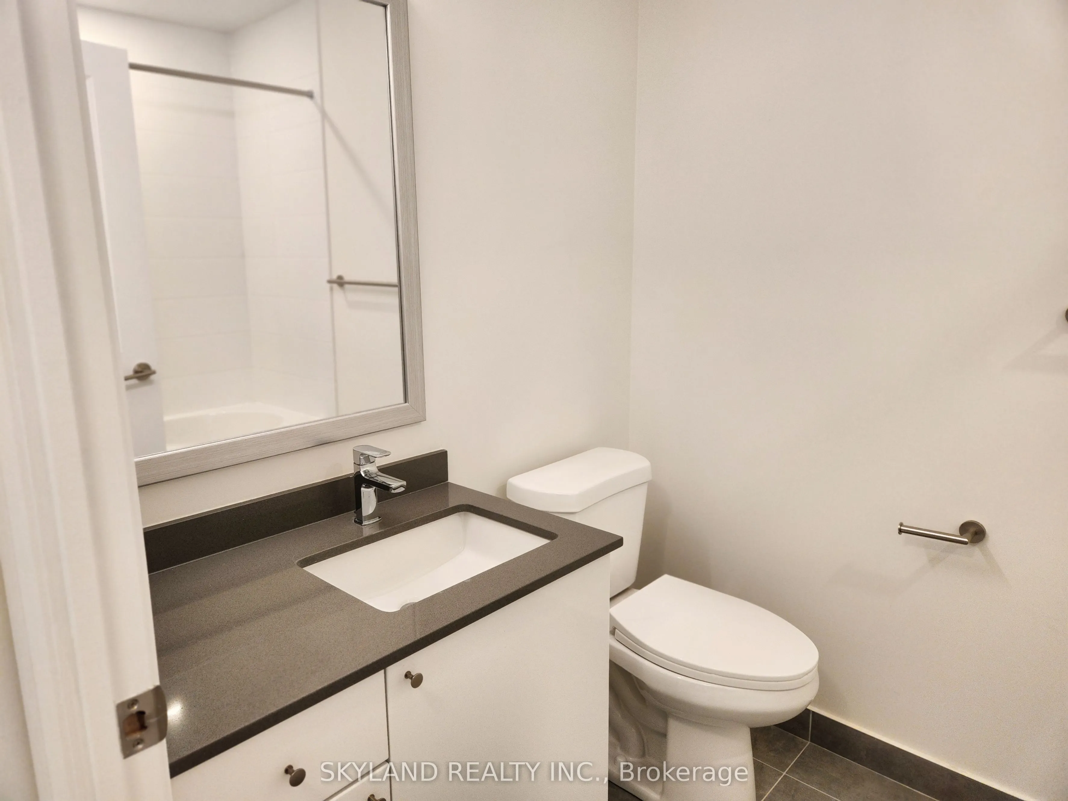 3260 Sheppard Avenue E, #707