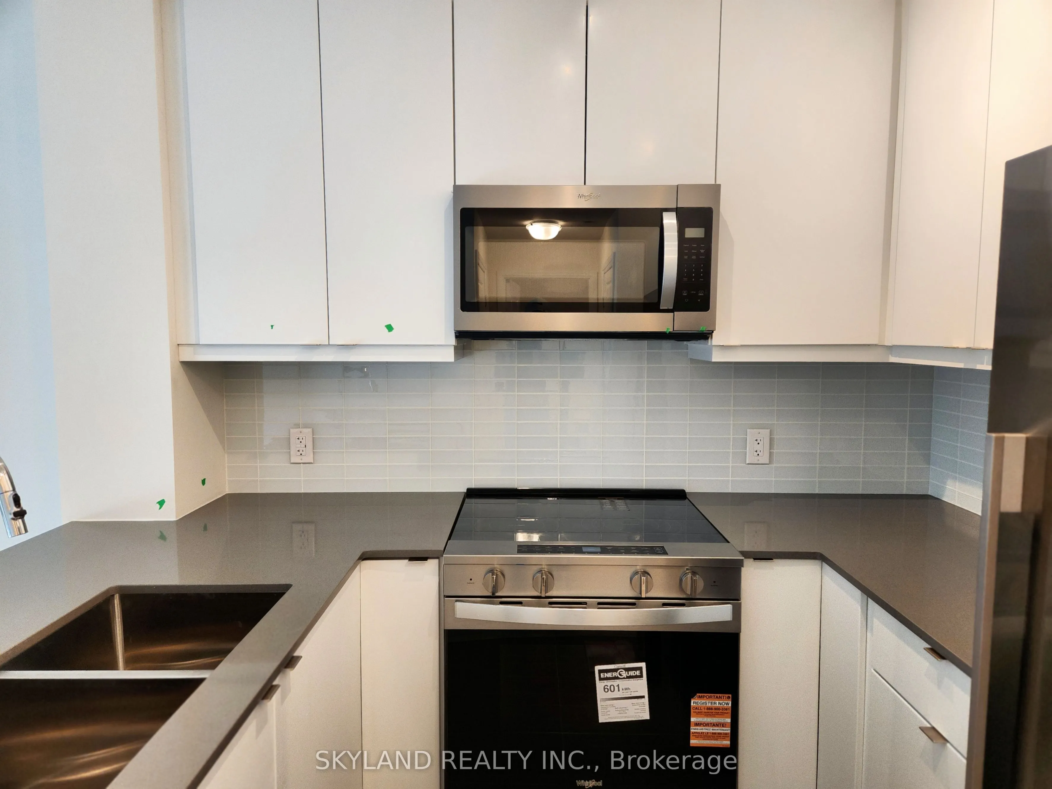 3260 Sheppard Avenue E, #707