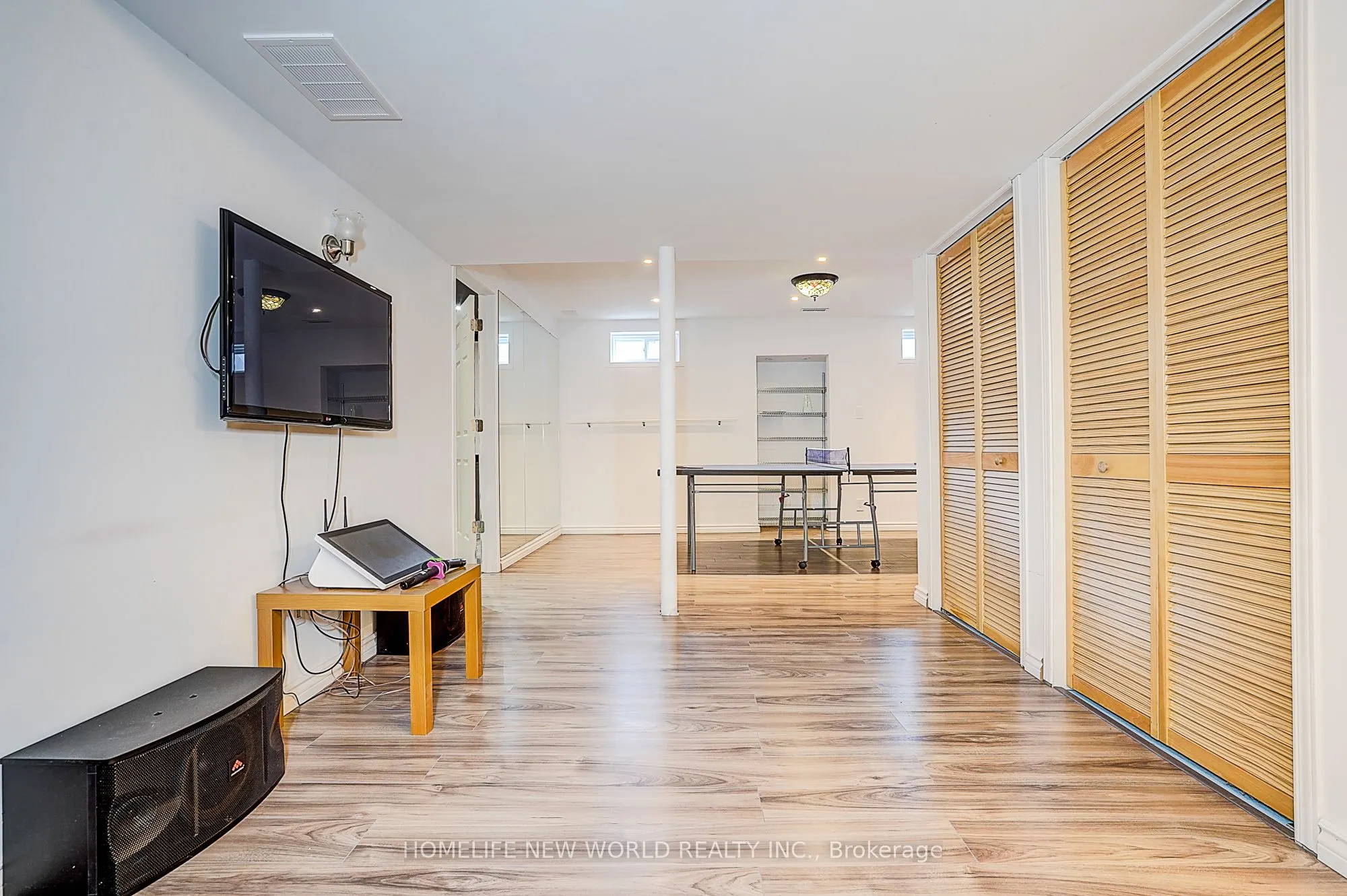 2002 Cocklin Crescent