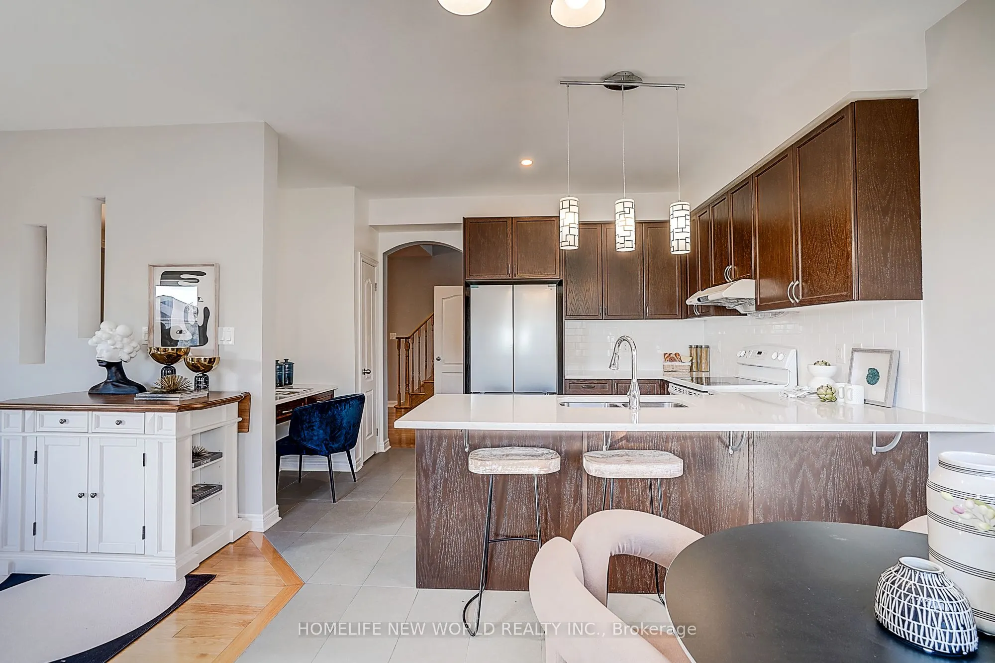 2002 Cocklin Crescent