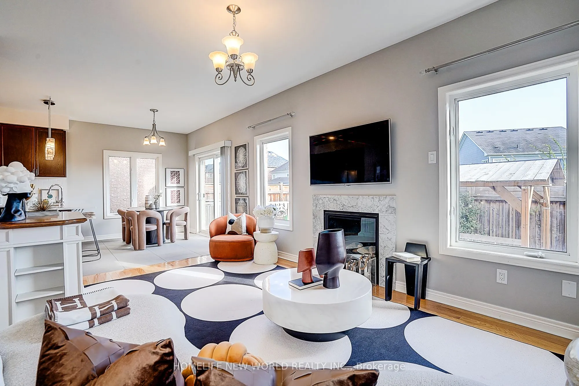 2002 Cocklin Crescent