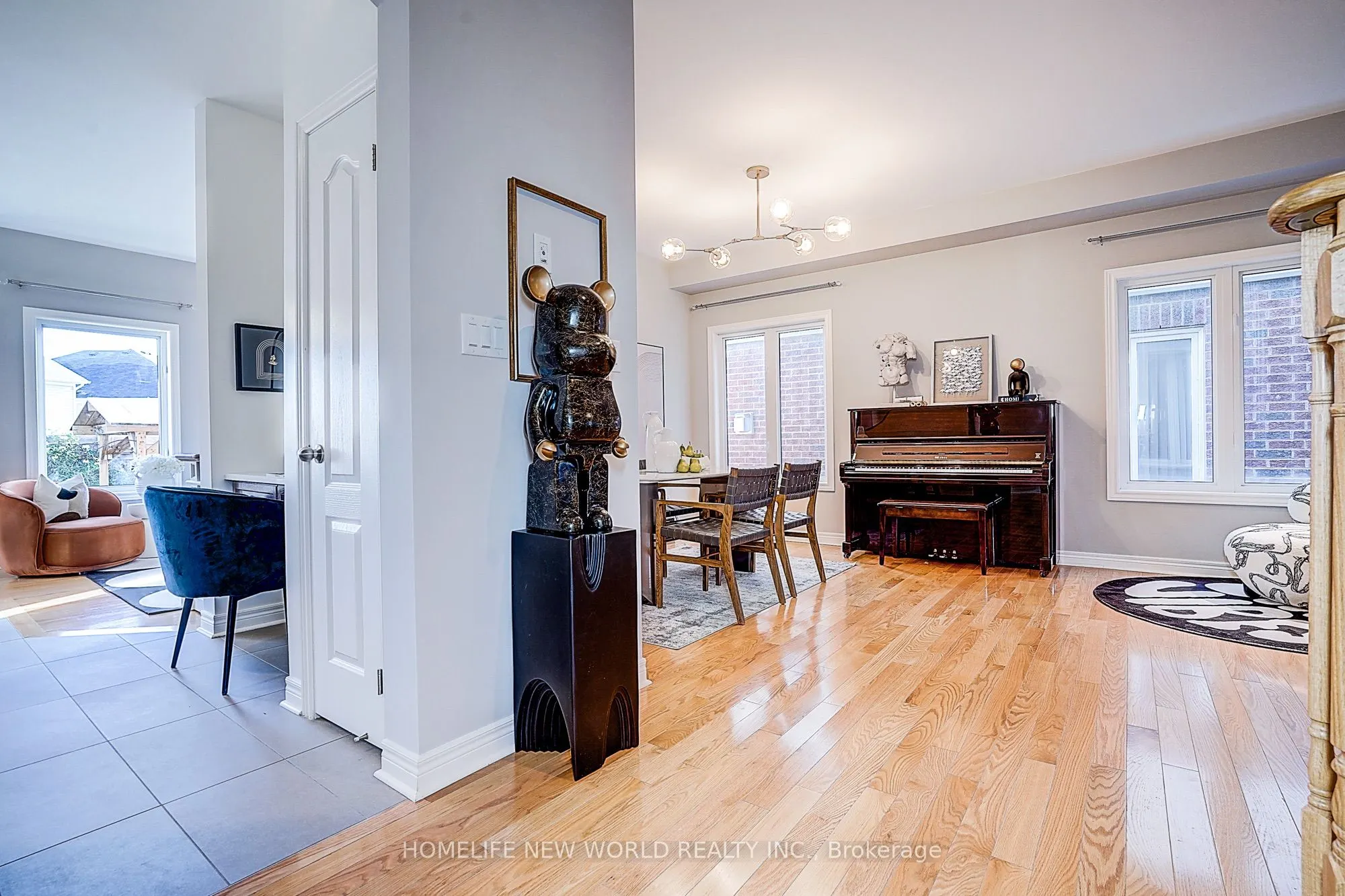 2002 Cocklin Crescent