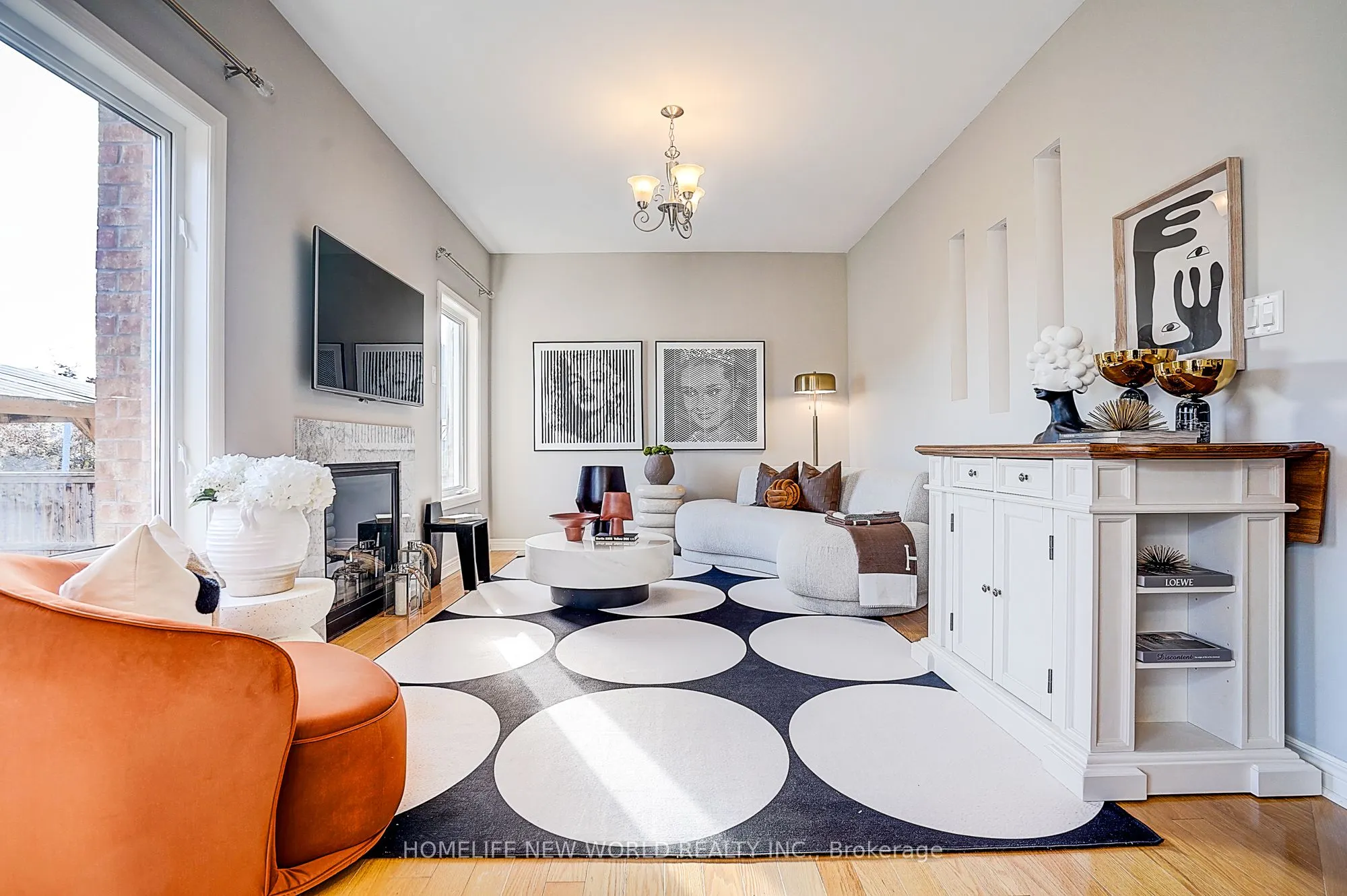 2002 Cocklin Crescent