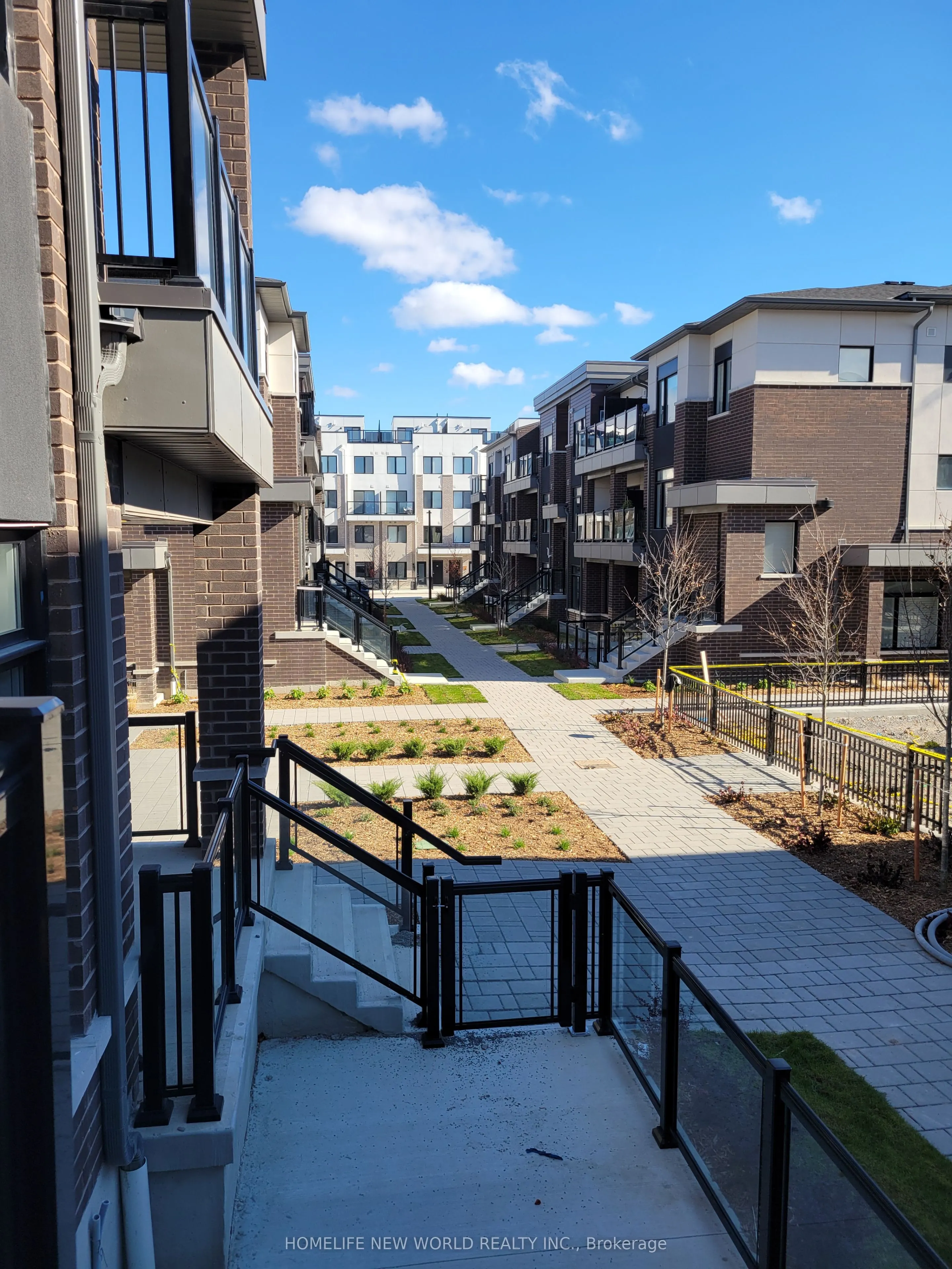 1695 Dersan Street, #1419