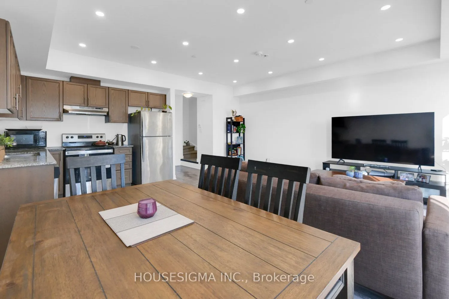 1460 Whites Road, #408