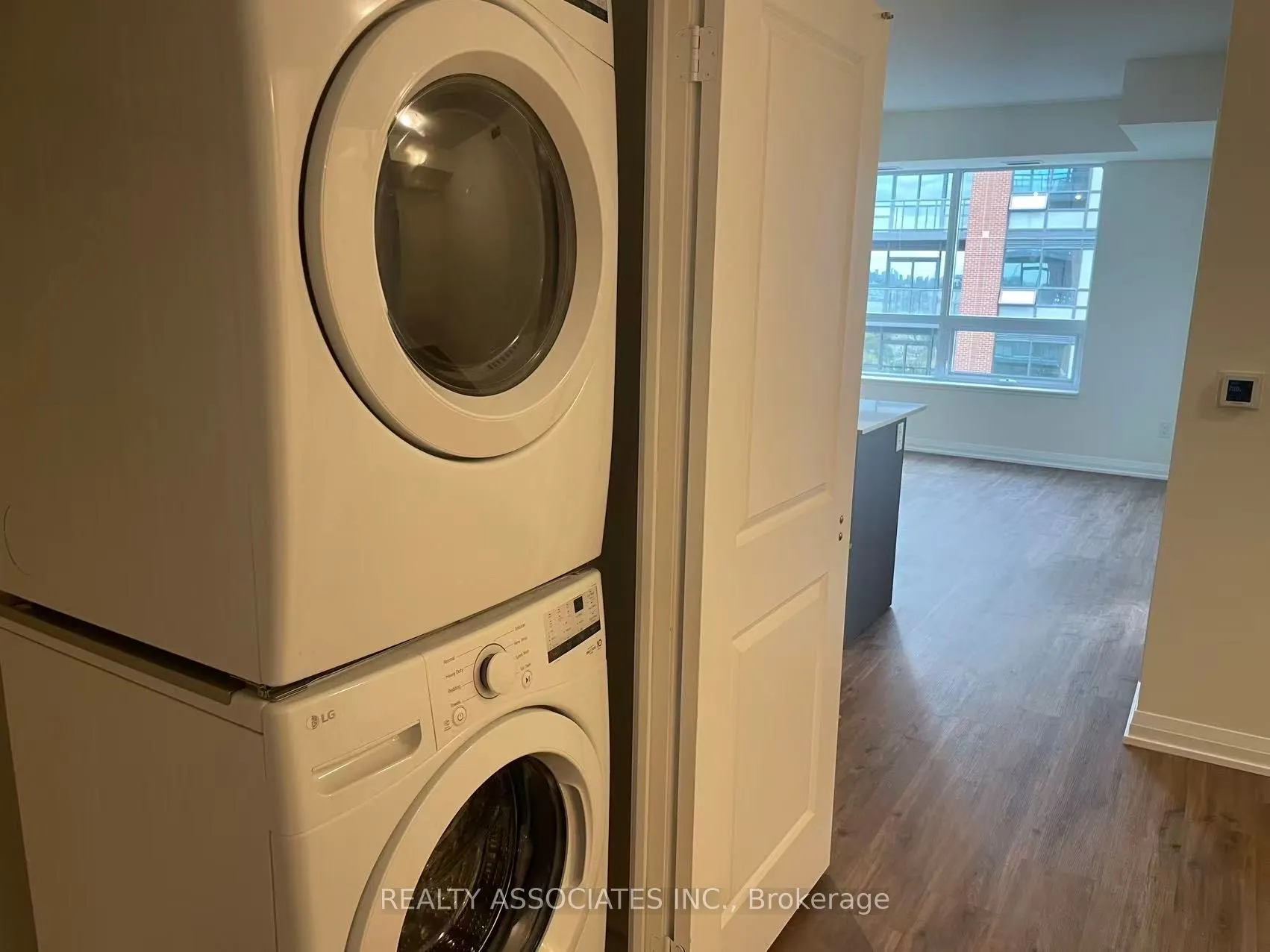 3260 Sheppard Avenue, #2505