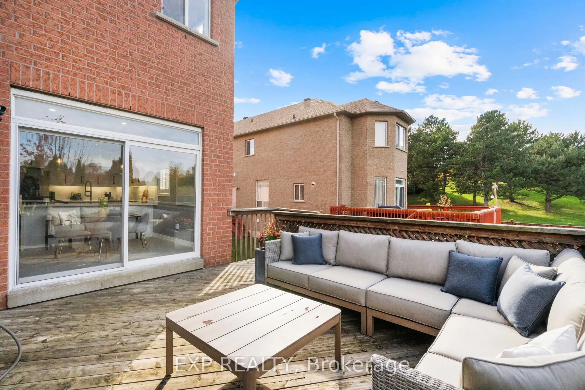 61 Timbercreek Court