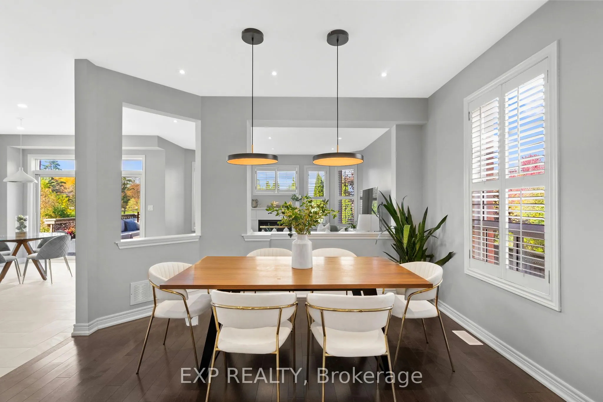 61 Timbercreek Court